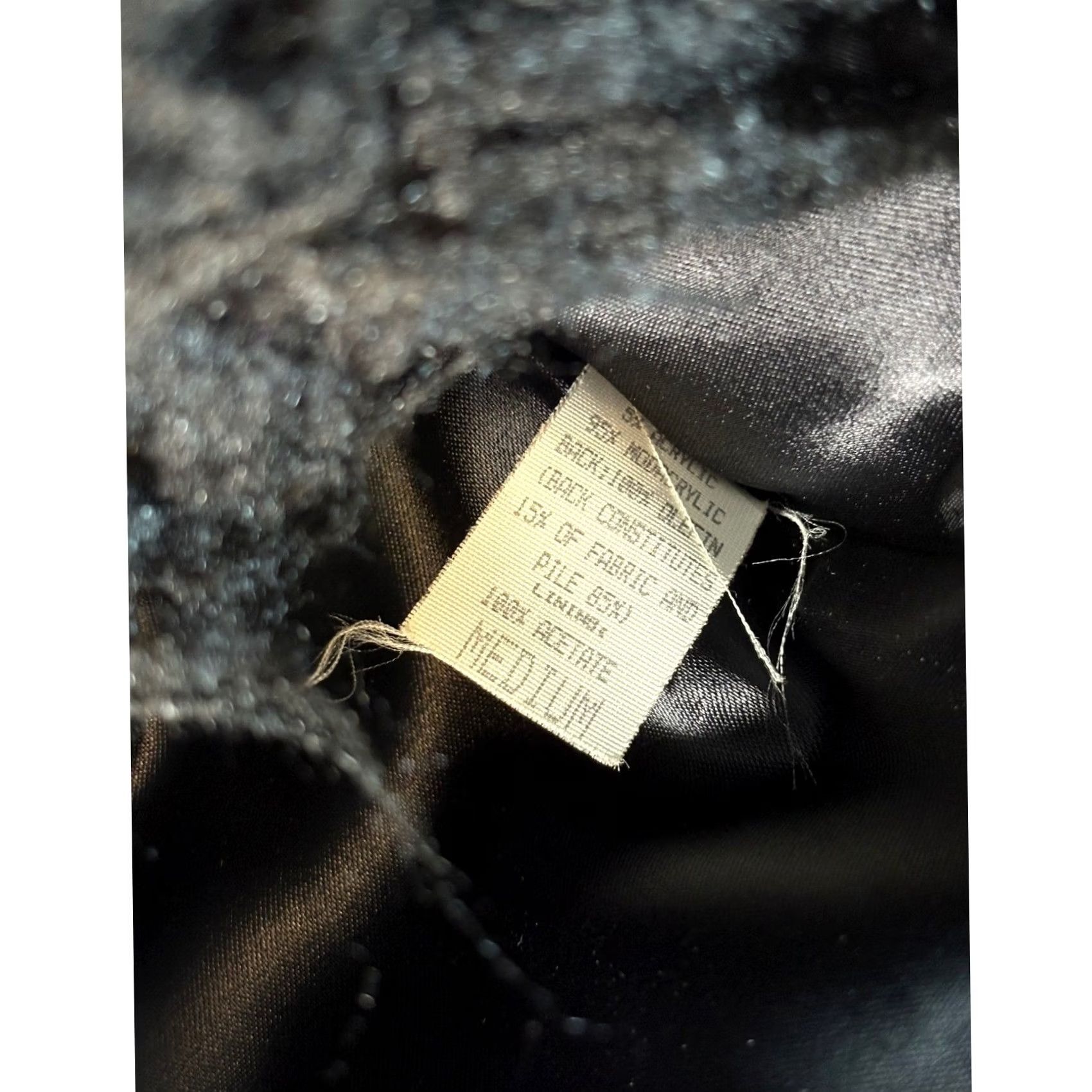 Vintage VINTAGE Maria Jacket Womens M Black Shaggy Faux Fur Coat Grunge 90s Y2K Mob Wife Rocker Queens Womens Size M / US 6-8 / IT 42-44 - 5 Thumbnail