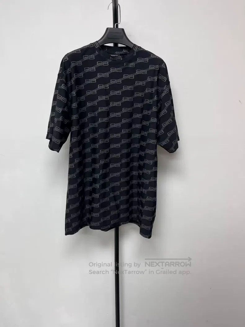 Balenciaga Balenciaga Pattern Full Print Crew Neck Short Sleeve T-Shi Size US XS / EU 42 / 0 - 1 Thumbnail