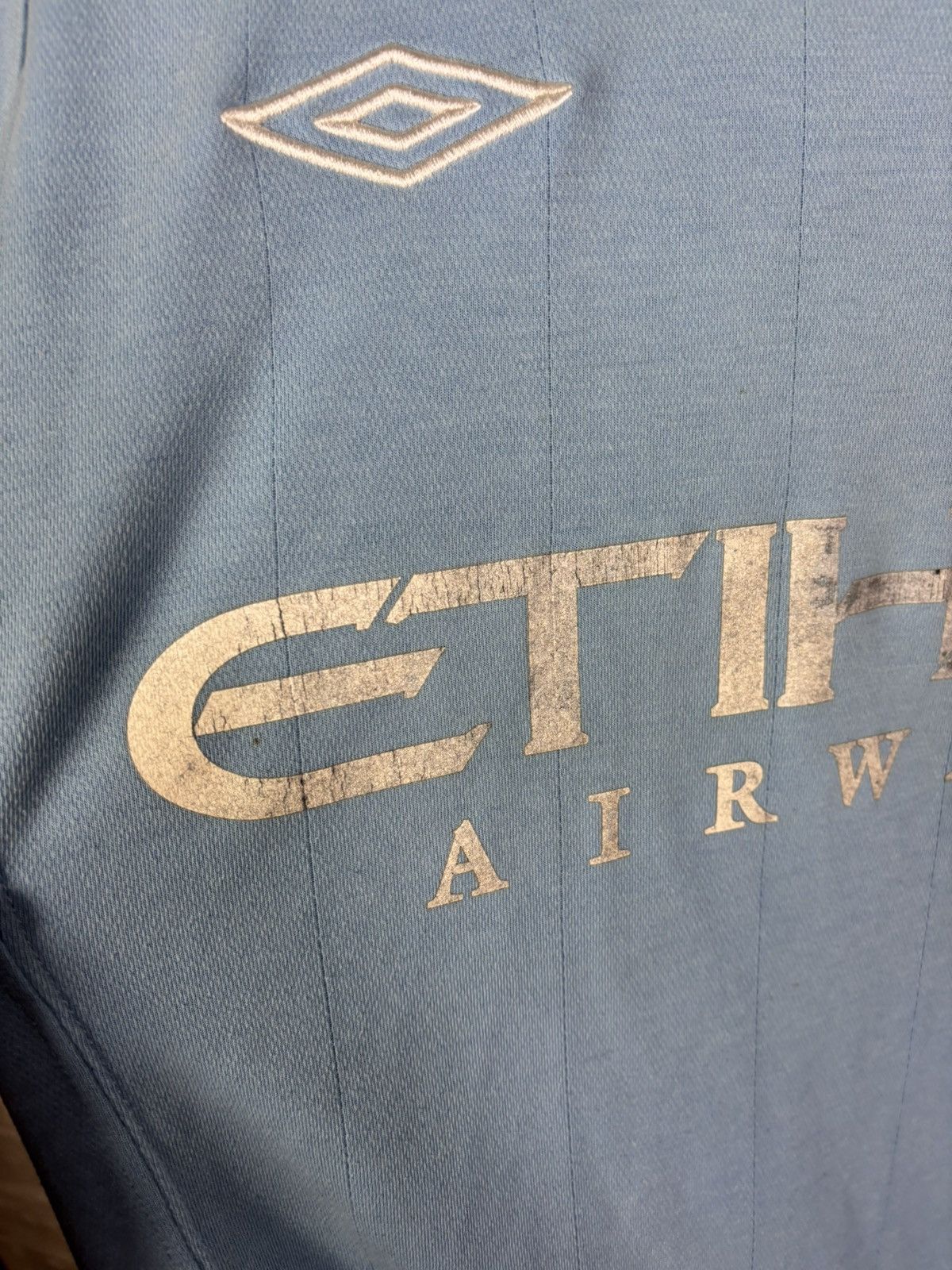 Umbro MANCHESTER CITY 2010 2011 HOME JERSEY UMBRO MEN #9 ADEBAYOR Size US L / EU 52-54 / 3 - 6 Thumbnail