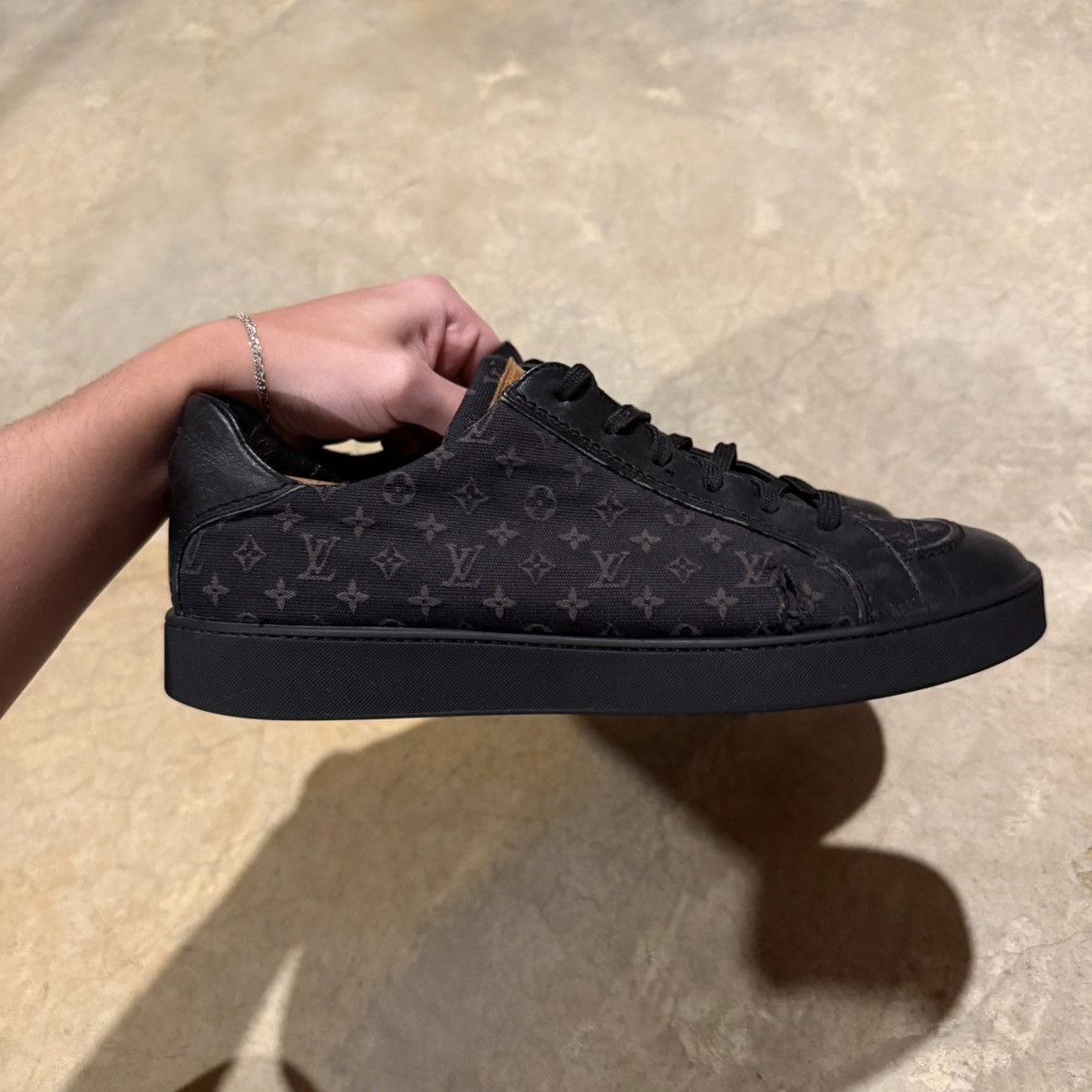 Louis Vuitton Vintage 2000s Louis Vuitton Monogram Skate Sneakers US 11 Size US 11 / EU 44 - 7 Thumbnail