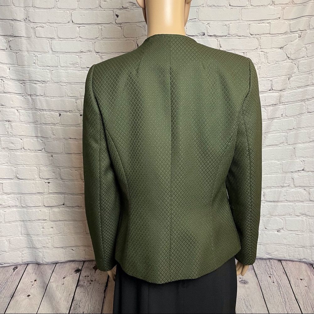 Other Tahari by Arthur S. Levine Textured Jacket Olive Size 4 Size S / US 4 / IT 40 - 5 Thumbnail