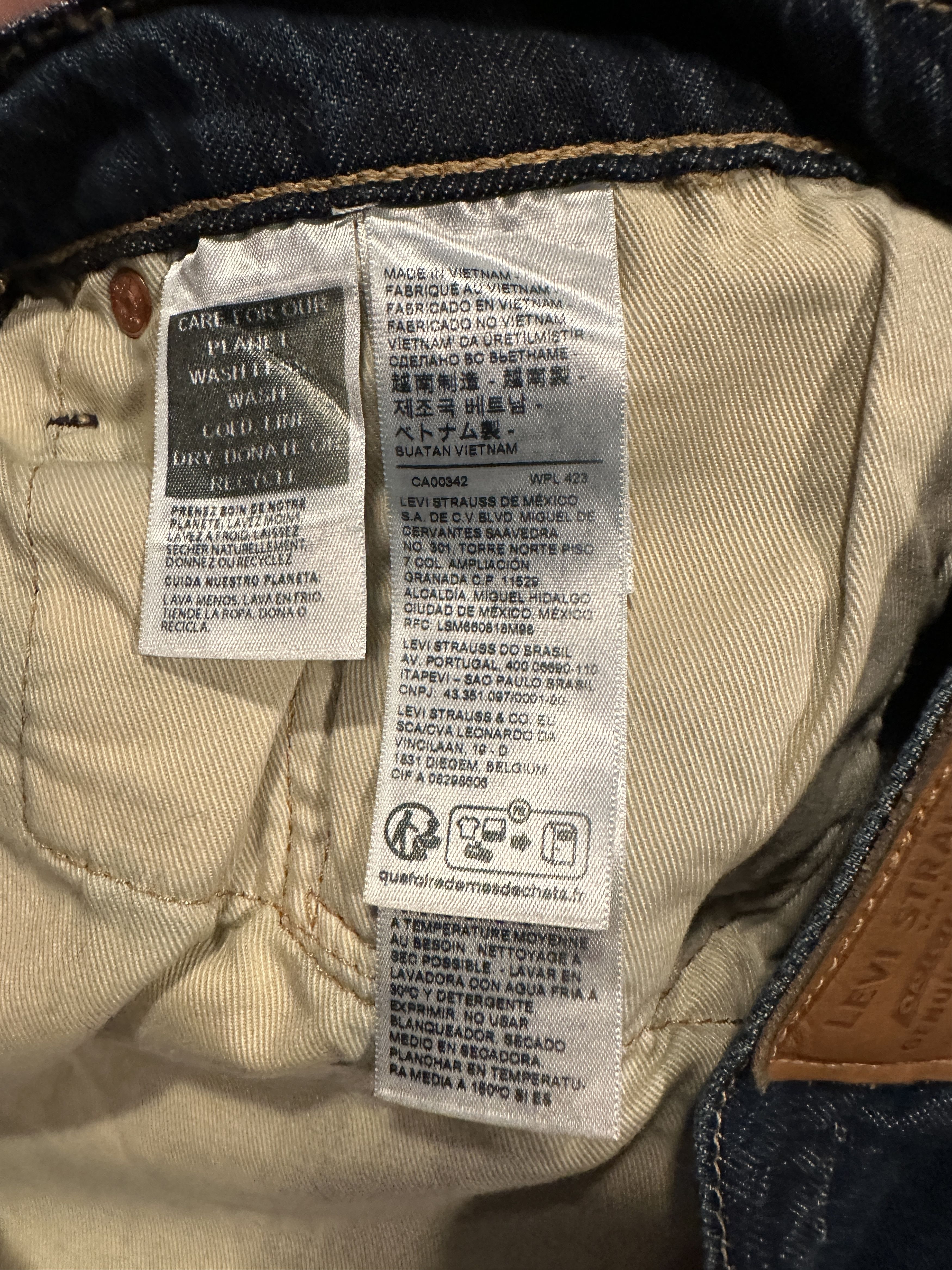 Levi's Levi’s 502 Taper Fit Jeans 34x32 Dark Wash Size US 34 / EU 50 - 7 Thumbnail