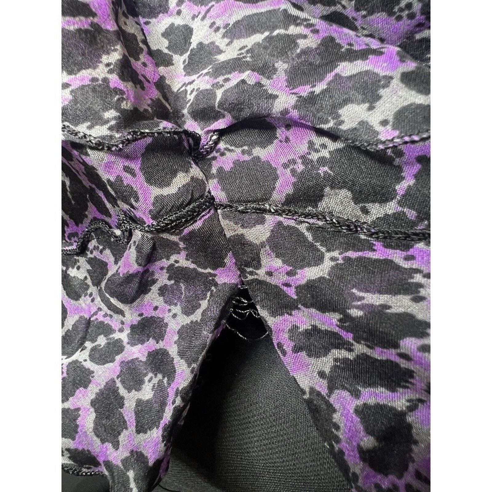 Armani Collezioni Armani Collezioni Vintage Purple Leopard Print 100% Silk 4 Size S / US 4 / IT 40 - 5 Thumbnail