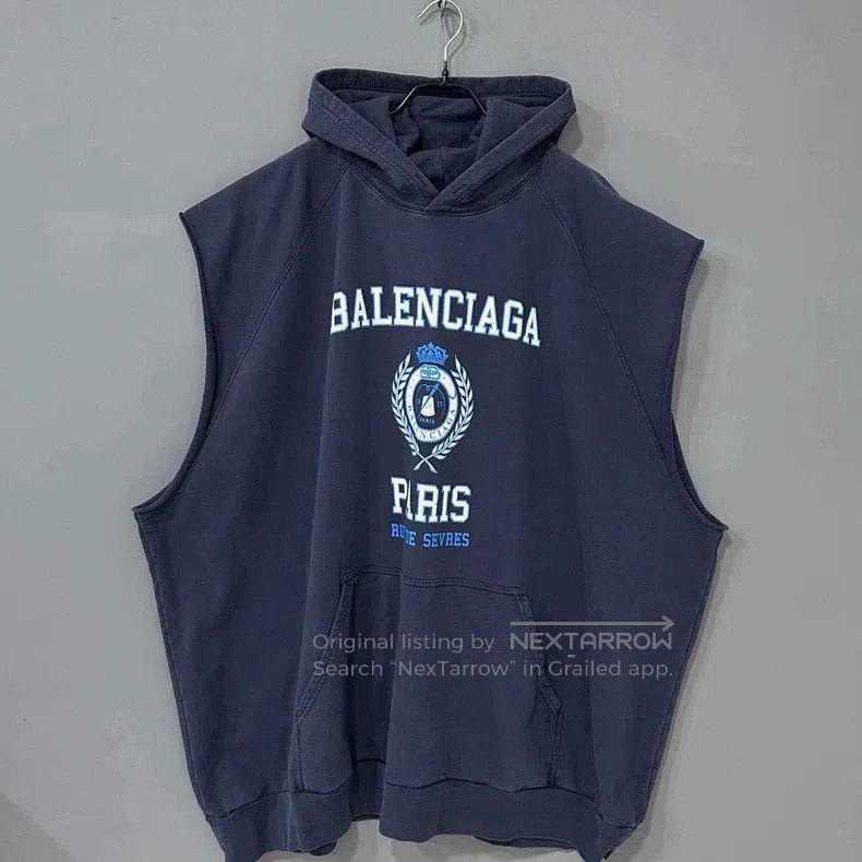 Balenciaga Balenciaga Paris Sleeveless Hoodie. Size US XXL / EU 58 / 5 - 1 Thumbnail