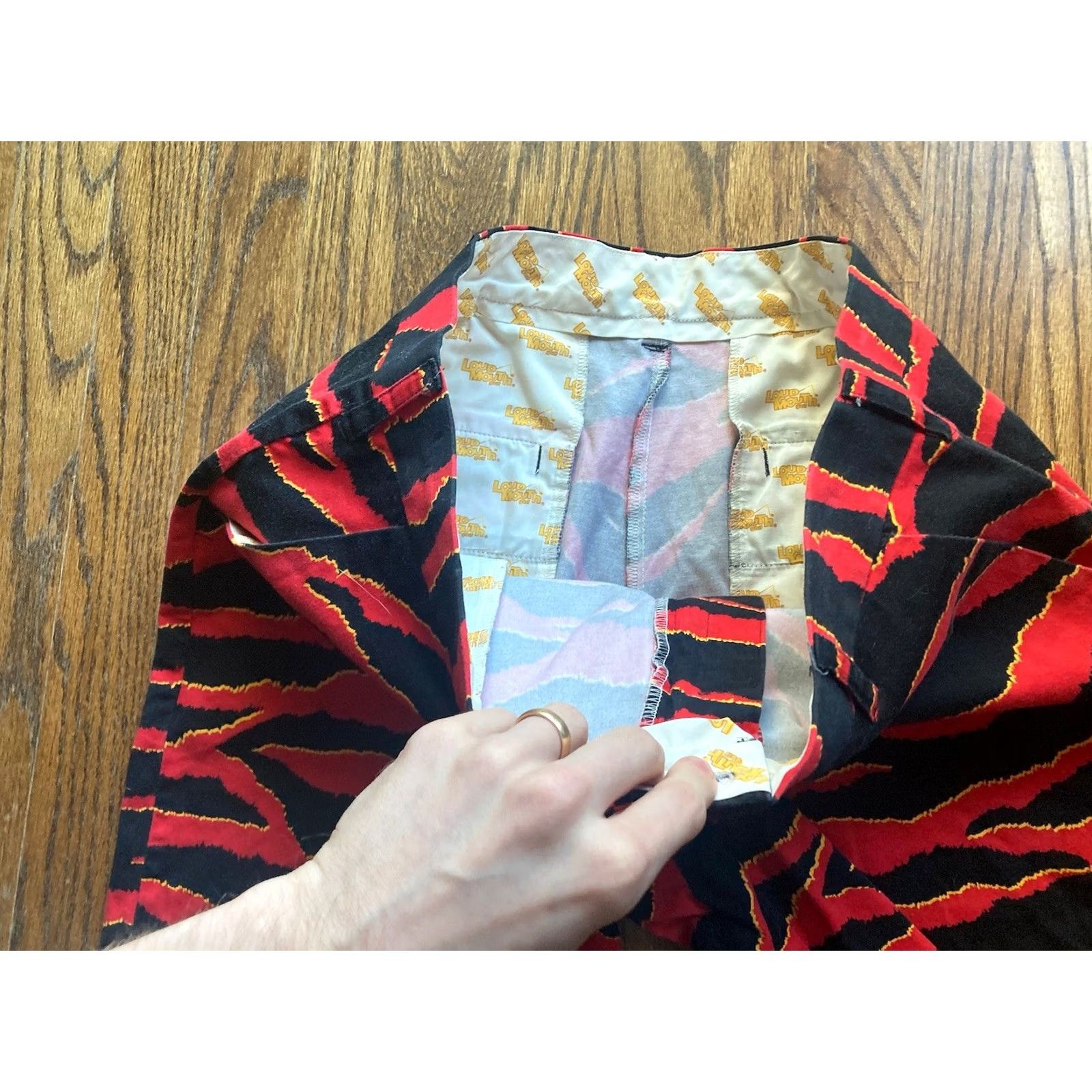 Vintage Loudmouth Golf Mens Chino Shorts Size 36 Red Tiger Camo AOP Size US 36 / EU 52 - 5 Thumbnail