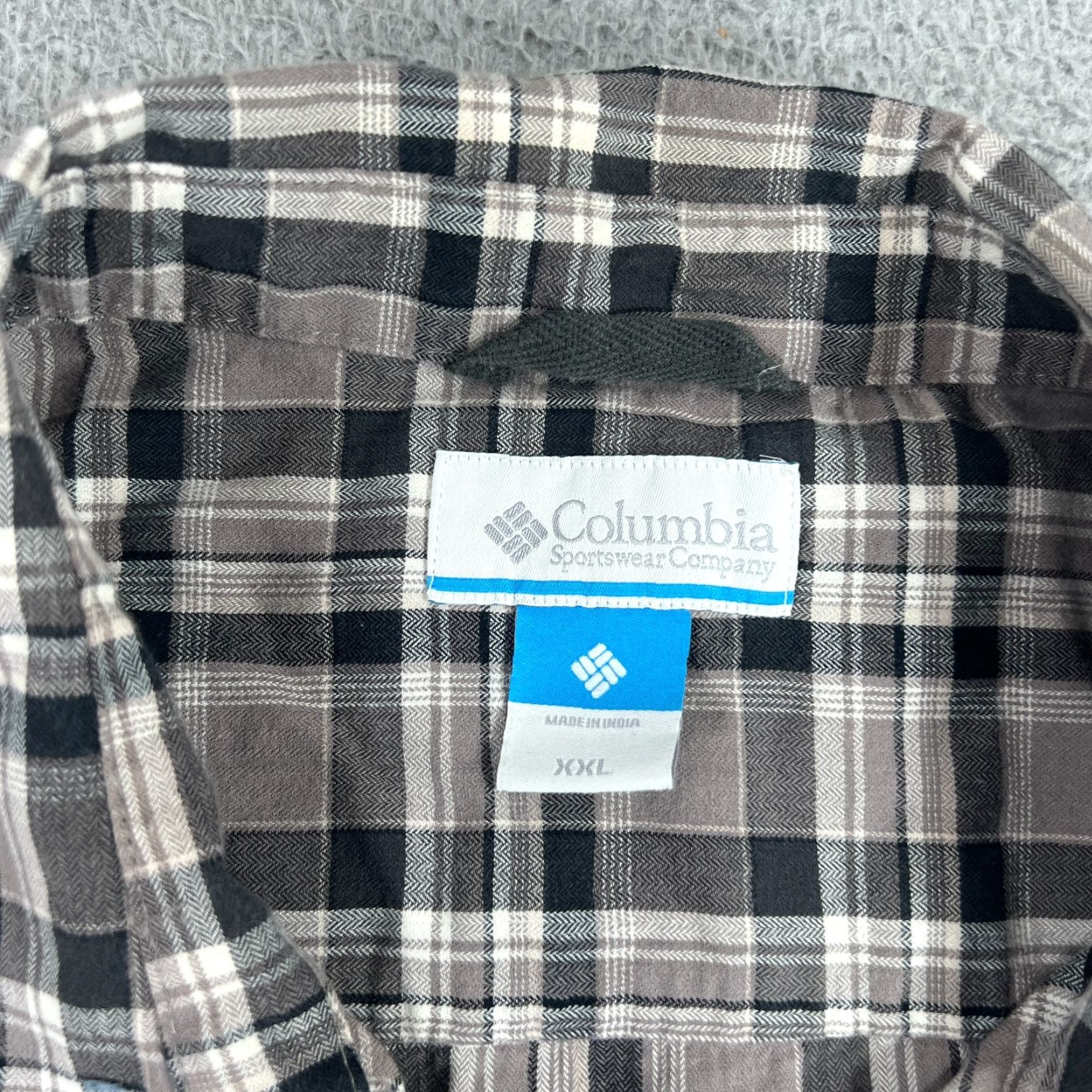 Vintage Columbia Shirt - Button-Up - Men - XXL - Gray Plaid - Cotton - Long Sleeve - Pre-owned Size US XXL / EU 58 / 5 - 4 Thumbnail