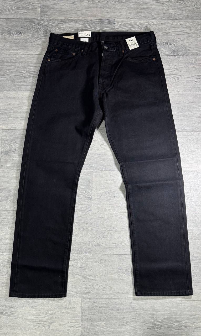 Levi's Levi’s 501 Jeans in Black W34 L32. Size US 34 / EU 50 - 2 Thumbnail
