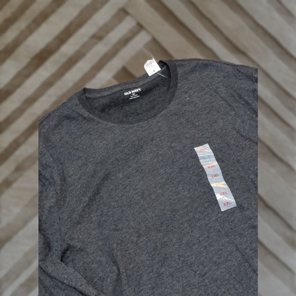 Old Navy Old Navy Men’s Long Sleeve Pullover Shirts 2XL White/Gray NWT Size US XXL / EU 58 / 5 - 1 Thumbnail