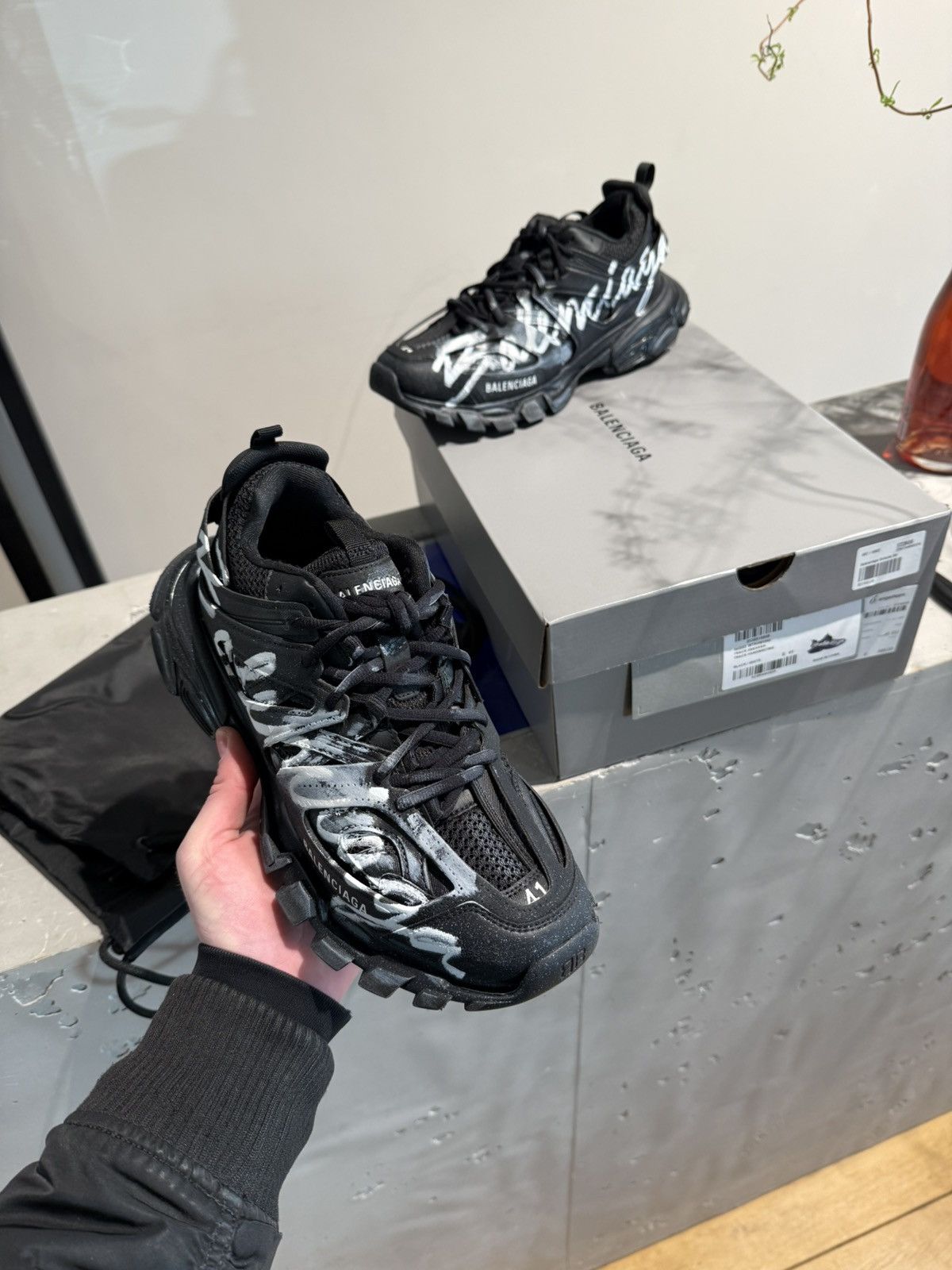 Balenciaga BNWT Balenciaga Track Signature Sneaker Size US 11 / EU 44 - 2 Thumbnail