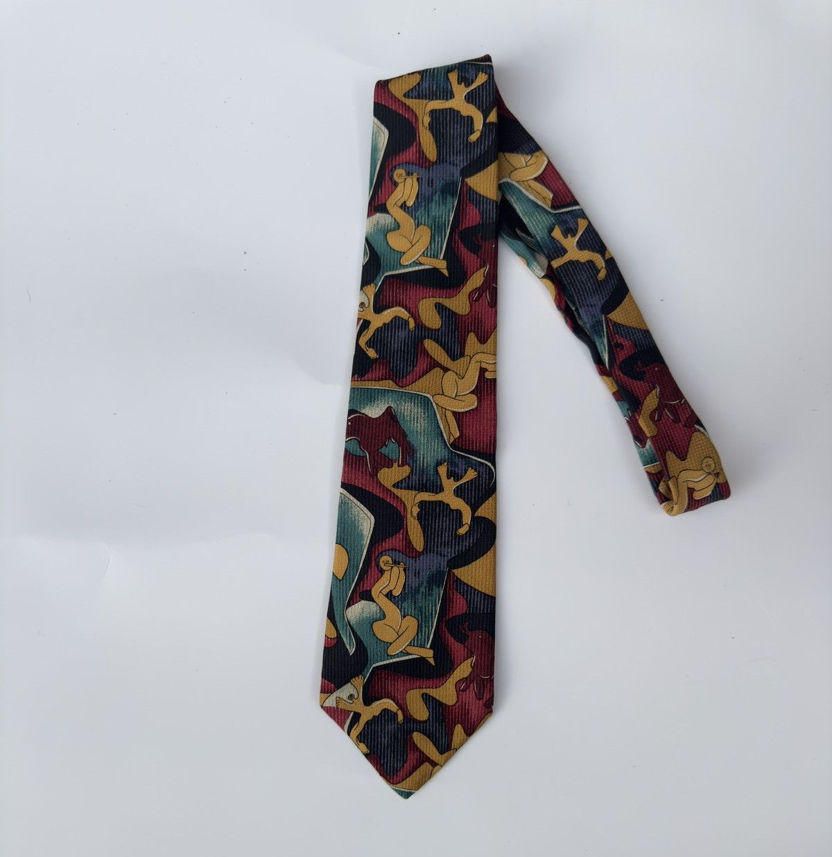 Vintage Tie from the Marina Picasso. 100% Silk Size ONE SIZE - 2 Thumbnail