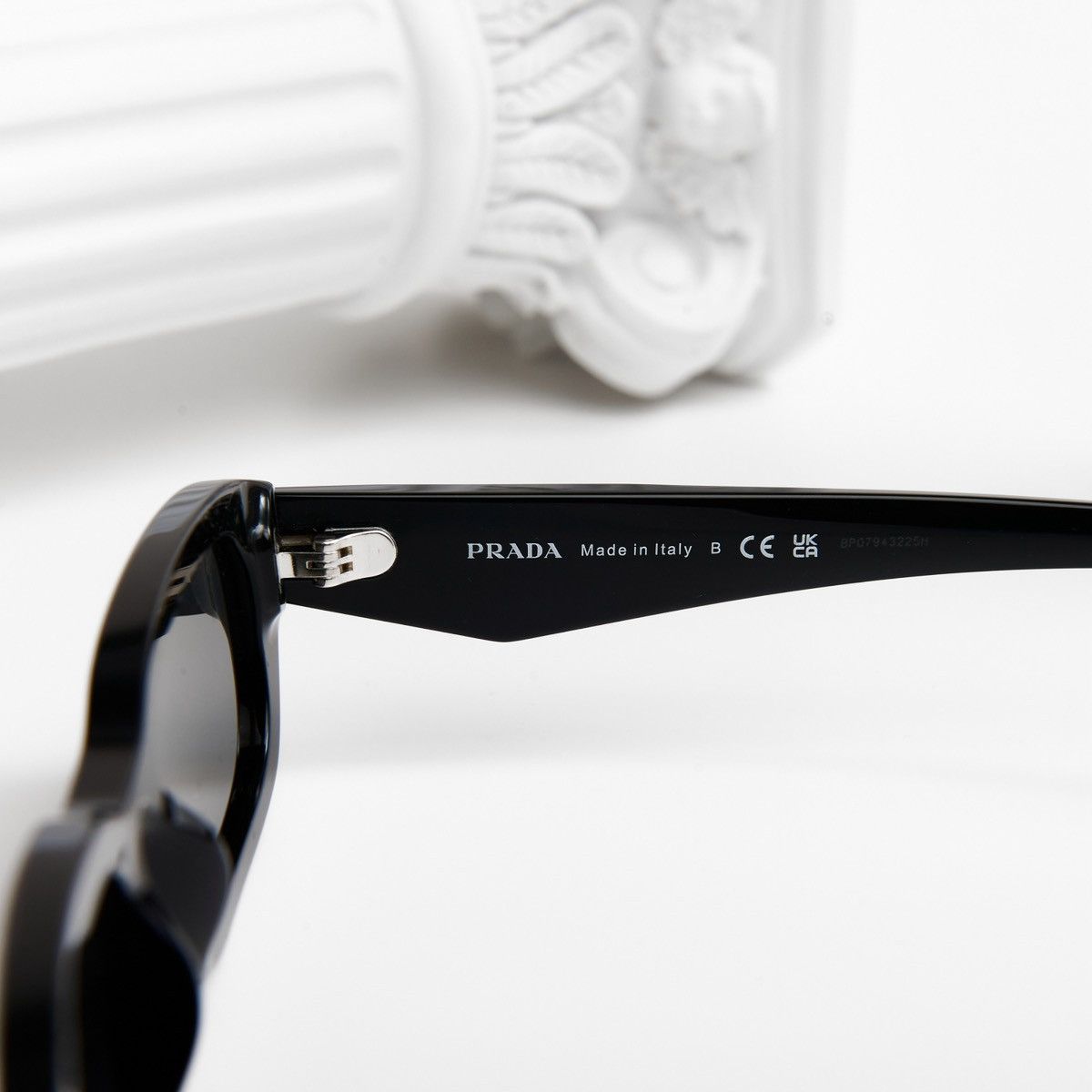 Prada PRADA 0PR B06S 16K08Z SUNGLASSES Size ONE SIZE - 4 Thumbnail
