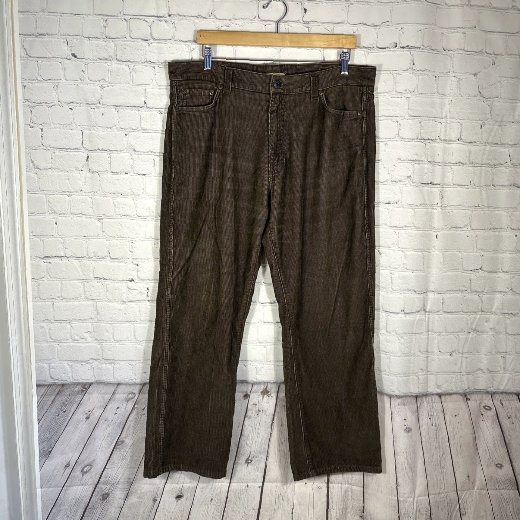Vintage **L.L. Bean Corduroy Pants Mens 38 Brown Regular Fit** User: **L.L. Bean Corduroy Pants Men's 38 Brown Regular Fit** Size US 38 / EU 54 - 2 Thumbnail