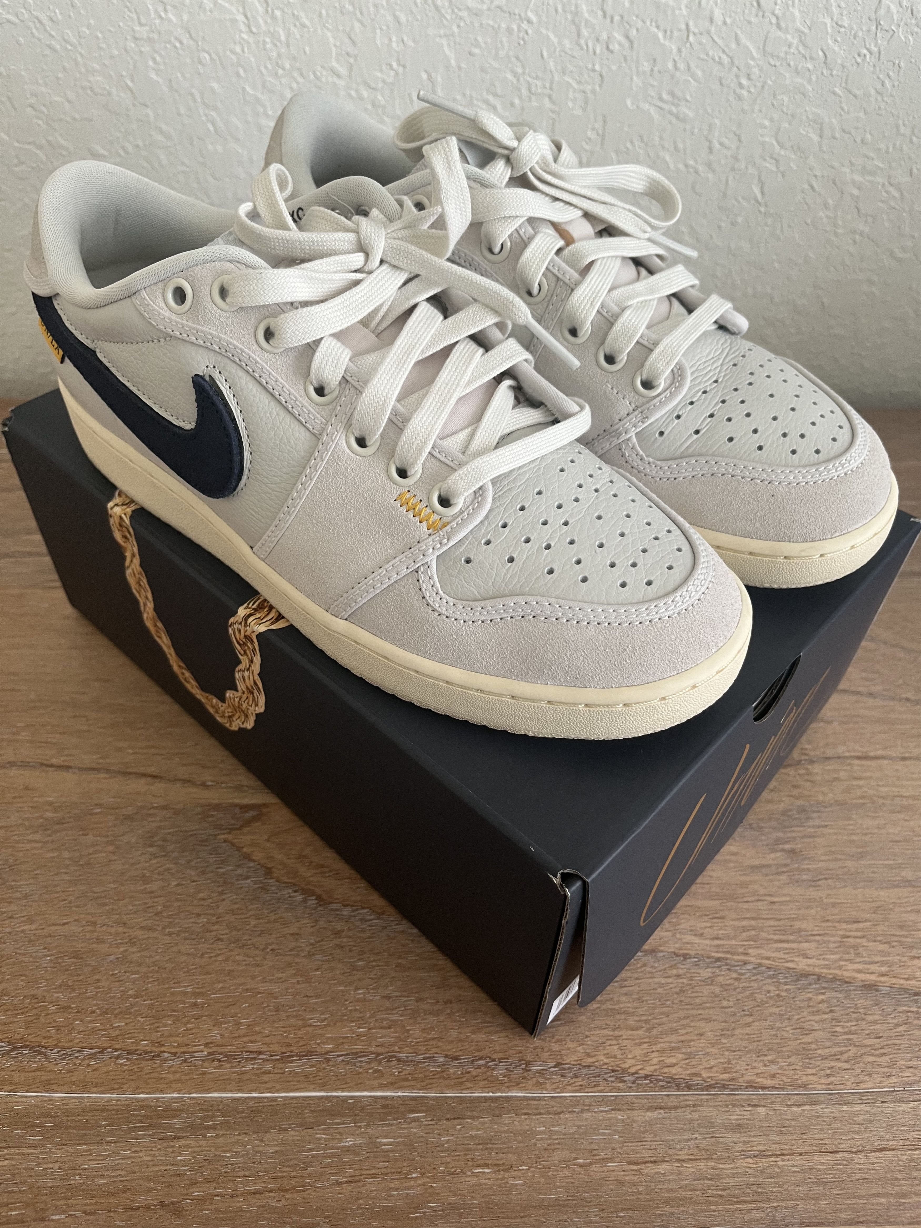 Jordan Brand × Nike × Union LA Union LA x Air Jordan 1 KO Low 'Sail Muslin' Size US 8 / EU 41 - 1 Thumbnail