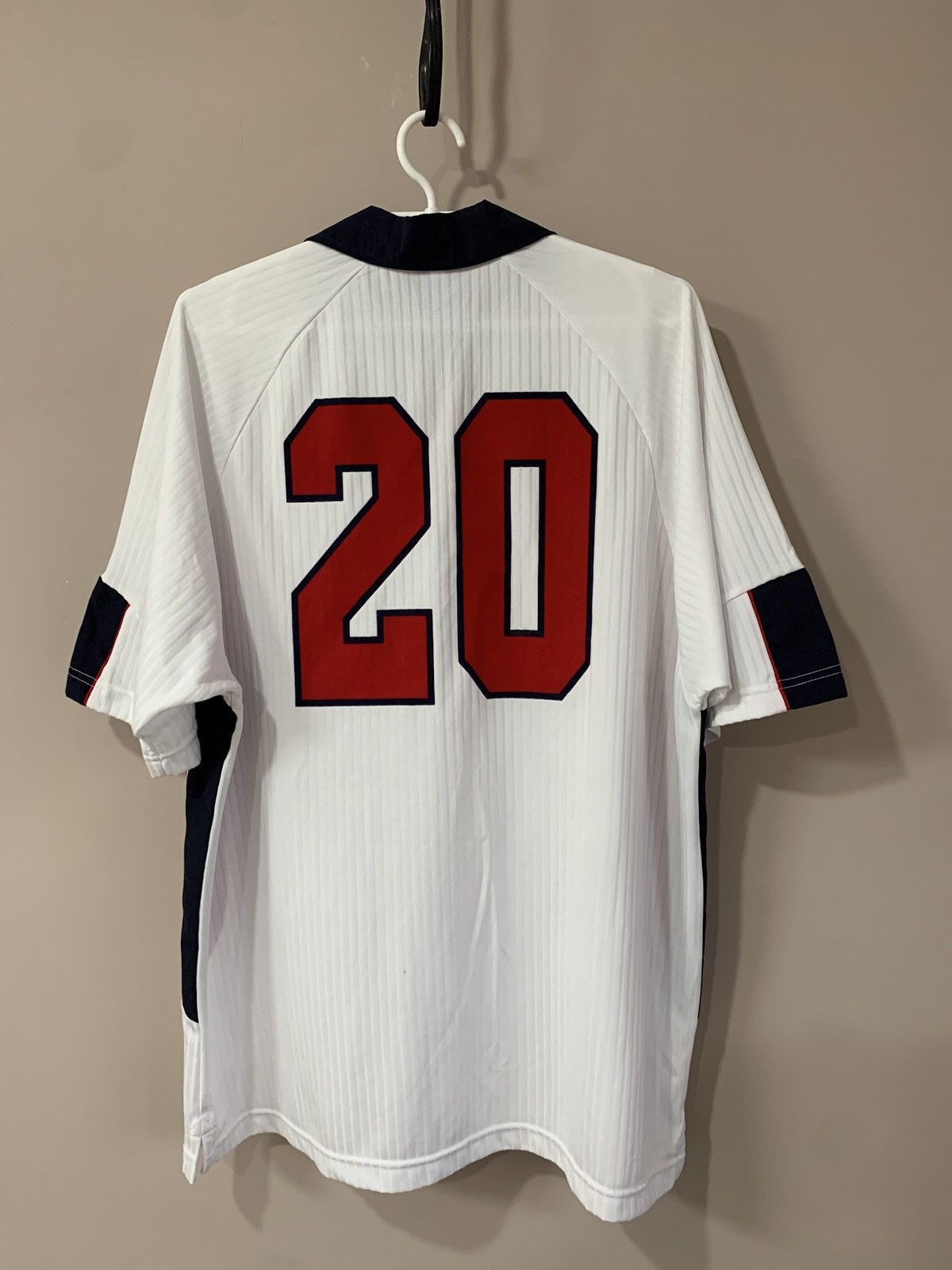 Umbro England 1997 Home Football Shirt Umbro Soccer Vintage Sz XL Size US XL / EU 56 / 4 - 2 Thumbnail