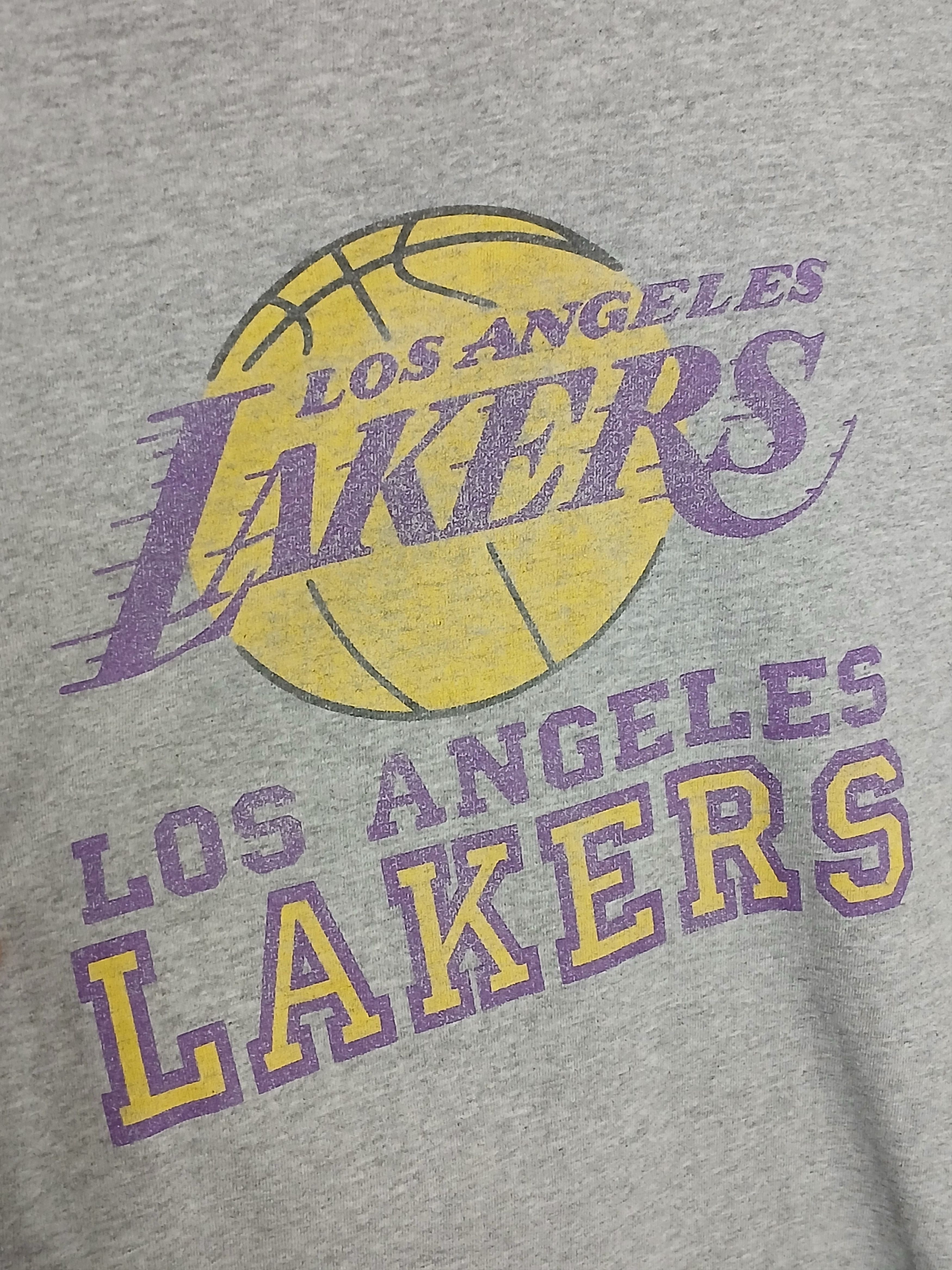 NBA × Vintage Vintage NBA Los Angeles Lakers Basketball T-Shirt Size US XL / EU 56 / 4 - 3 Thumbnail