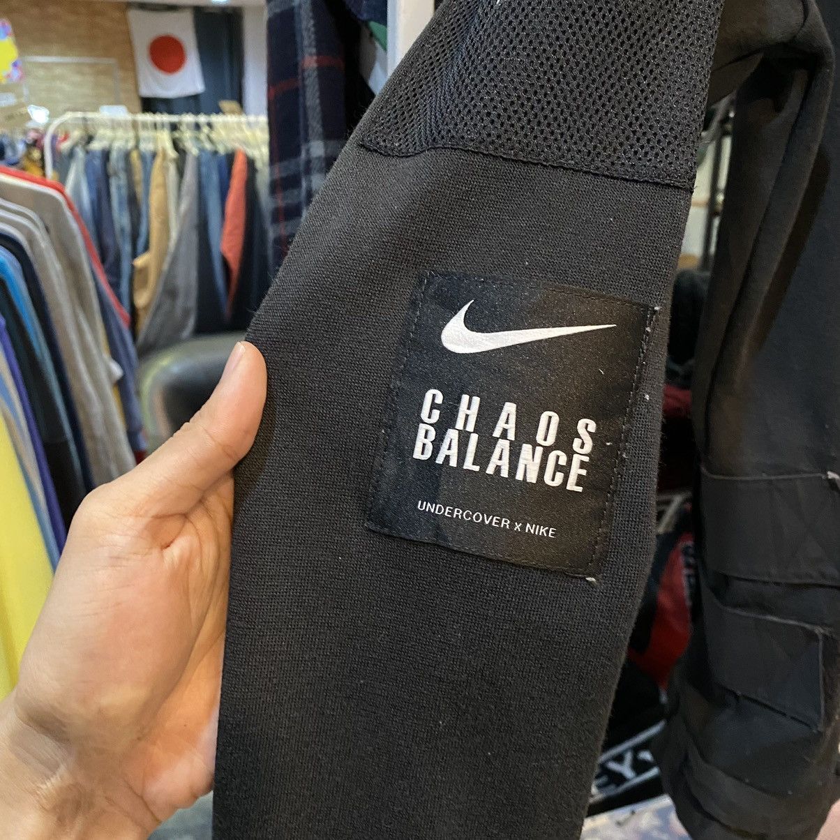 Jun Takahashi Nike Lab x Undercover “Chaos & Balance” Long-sleeve Hoodies Size US M / EU 48-50 / 2 - 7 Thumbnail