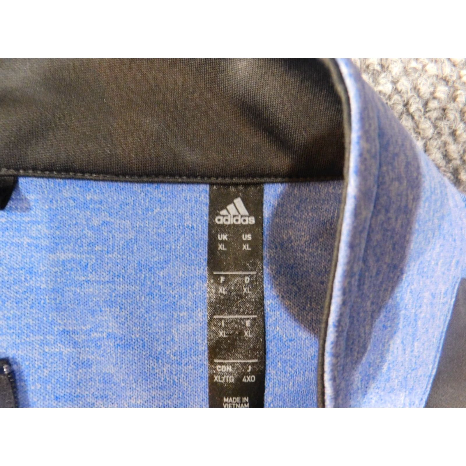 Adidas adidas sweatshirt Men XL blue pullover 1/4 zip knit polyester long sleeve logo zipper Regular Größe XL Men Blue 1/4 Zip Active Outdoor Running Walking Size US XL / EU 56 / 4 - 3 Thumbnail