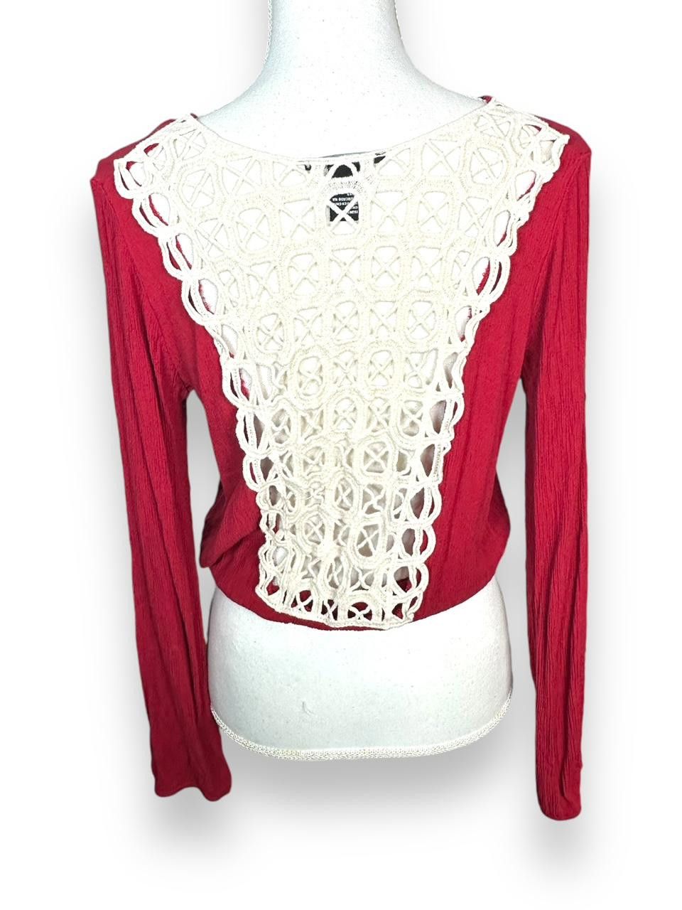 Forever 21 Forever21 Red Long Sleeve Top with Lace Back M Size M / US 6-8 / IT 42-44 - 3 Thumbnail