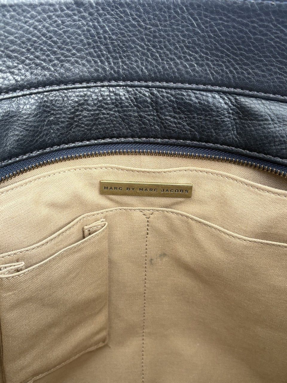 Marc Jacobs Marc by Marc Jacobs Women's Leather Shoulder Bag Tote Bag Size ONE SIZE - 13 Thumbnail