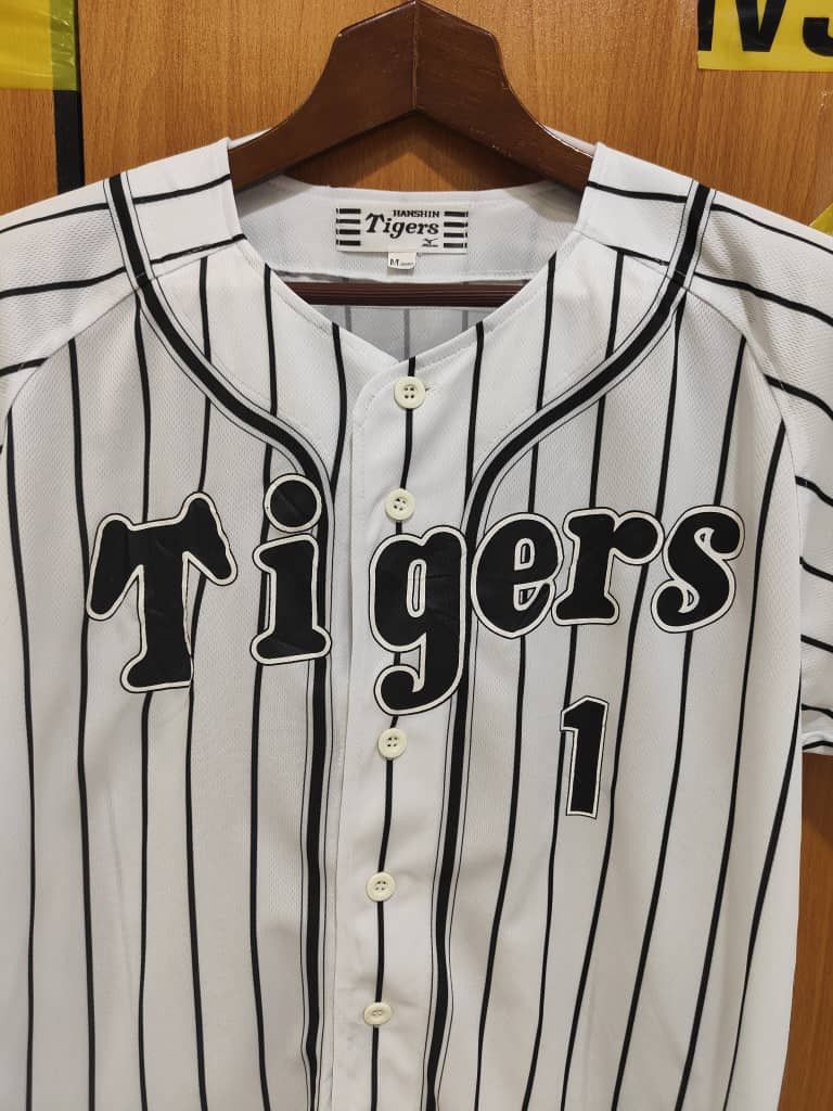 Tigers ユニフォーム TORITANI 1 vintage Hanshin Tigers Toritani 1