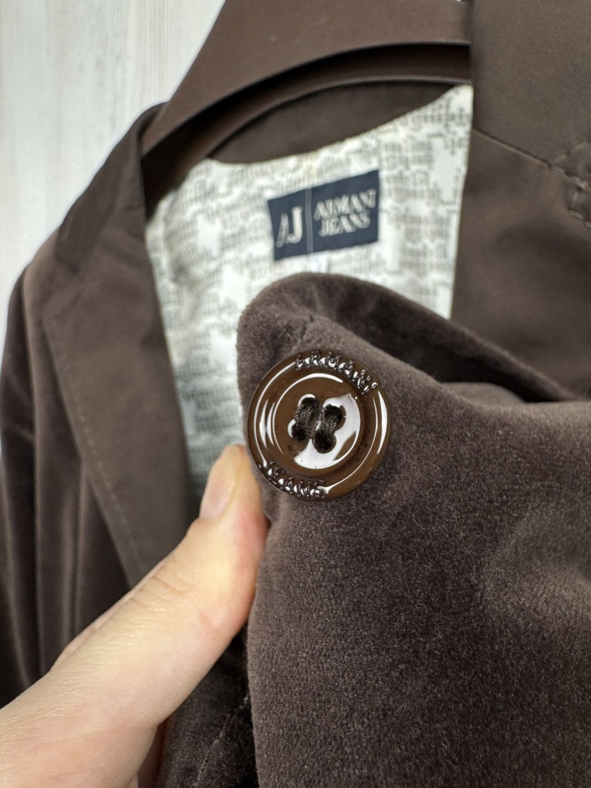 Armani Armani Jeans brown velour cotton 3 button blazer Size M / US 6-8 / IT 42-44 - 15 Thumbnail