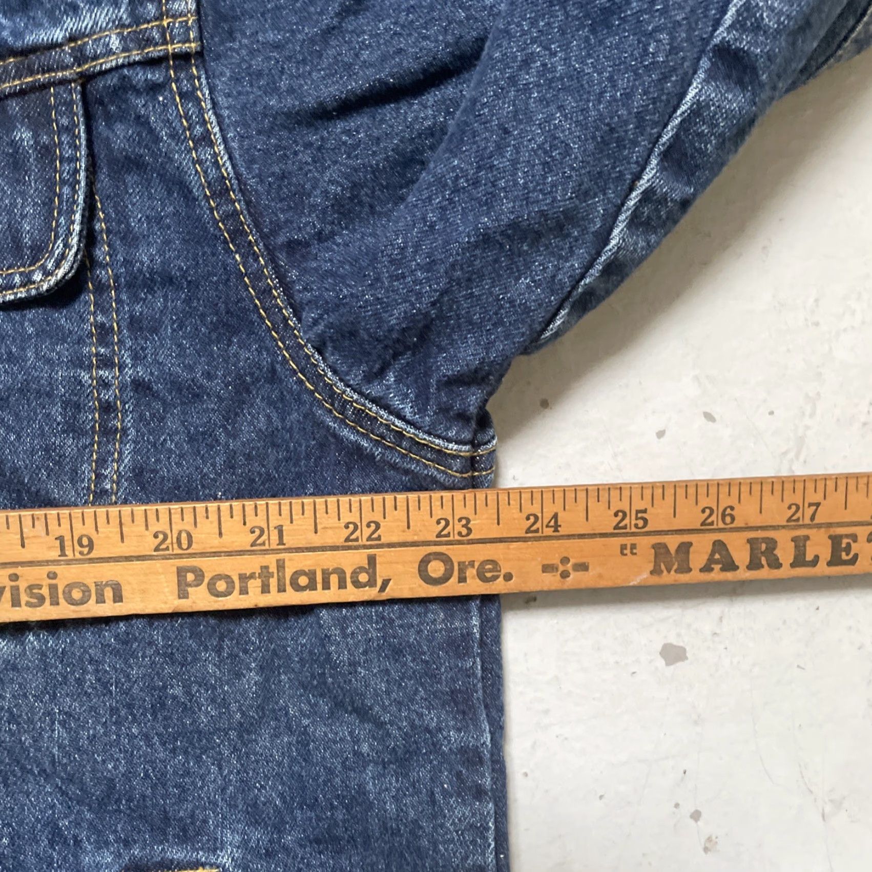 Lee VINTAGE Lee Denim Lined Leather Trim Trucker Work Ranch Barn Jacket M-L Jacket Mens Unisex Denim Blue 90s Americana USA Western Workwear Bomber Jacket Size US M / EU 48-50 / 2 - 3 Thumbnail