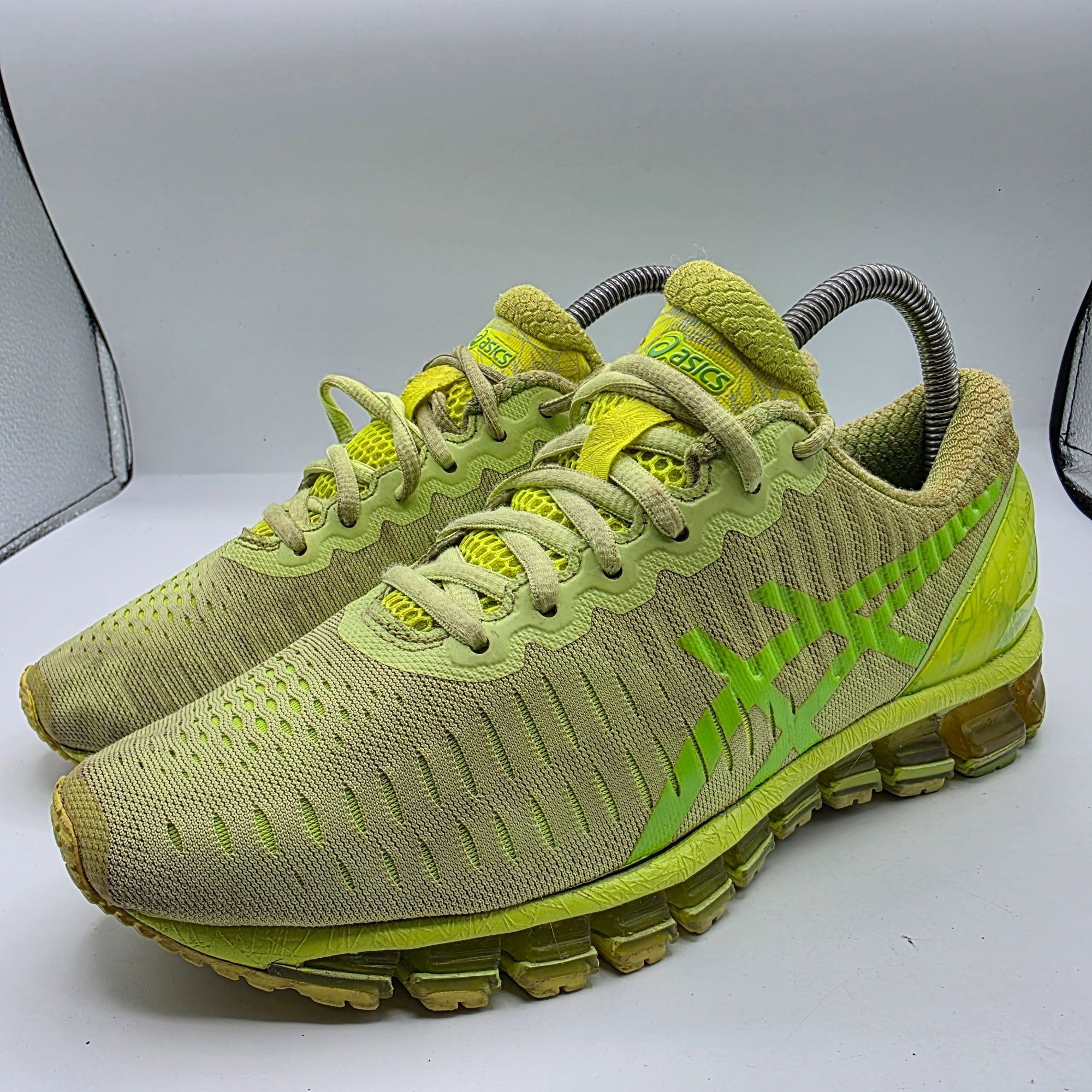 Asics Asics Gel Quantum 360 Womens Size 8 Yellow Running Shoes Ath Size US 8 / IT 38 - 3 Thumbnail
