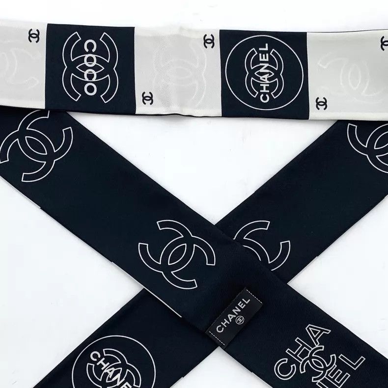 Chanel Chanel Black and white color-block double C printed mulber Size ONE SIZE - 4 Thumbnail