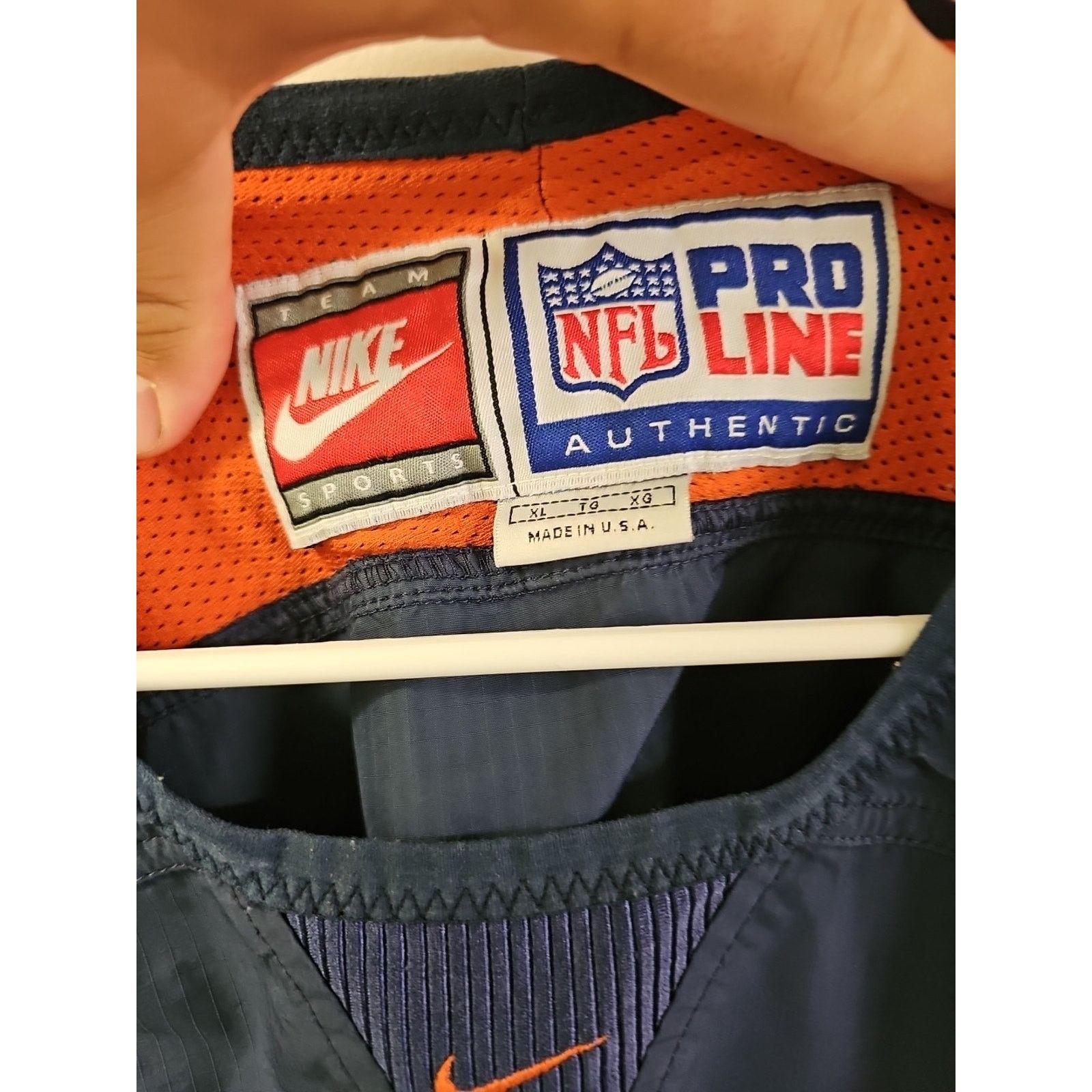 Nike Chicago Bears Nike Pro Line XL Pullover Jacket Made In USA Size US XL / EU 56 / 4 - 6 Thumbnail