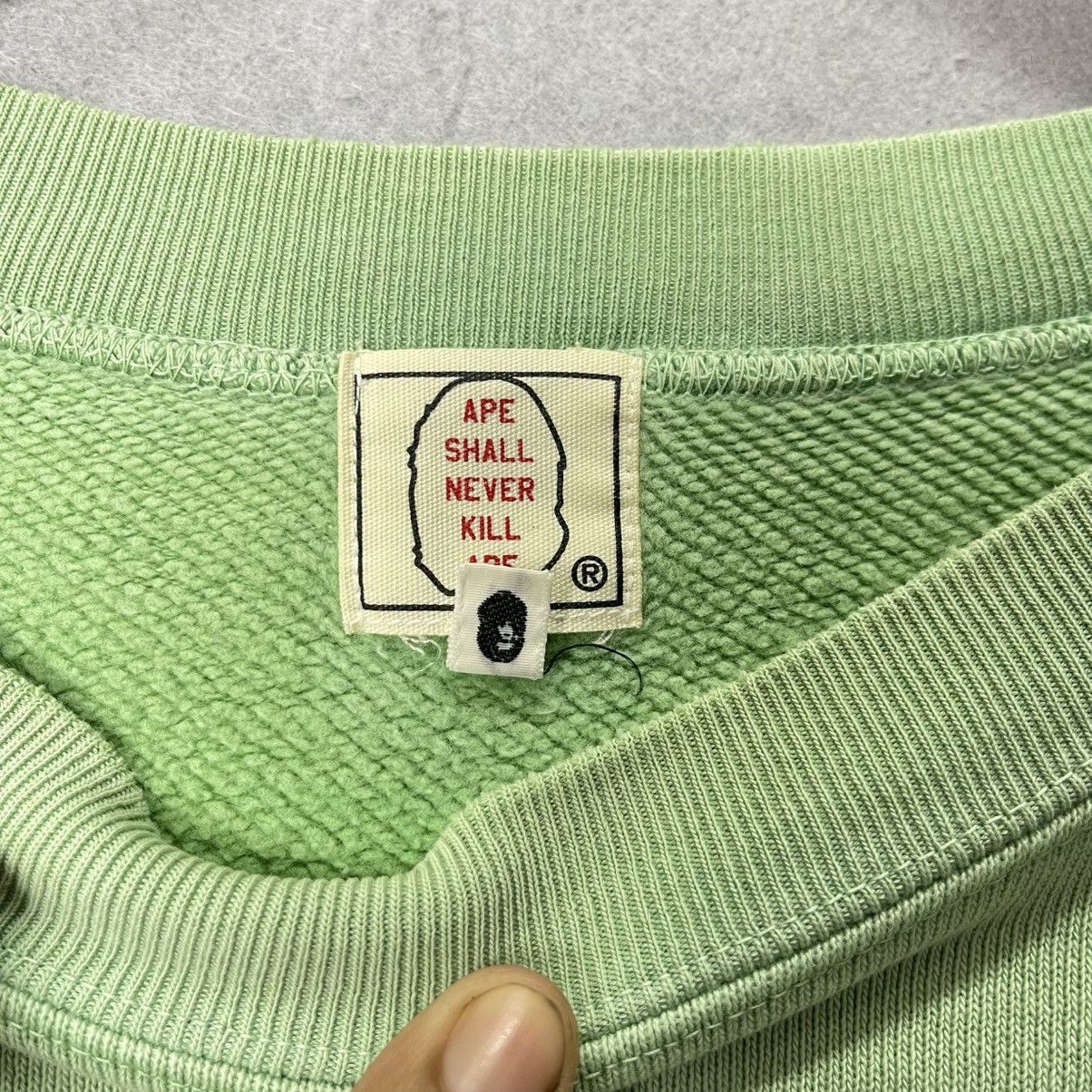 Bape Vintage BAPE Ape Head Crewneck Sweatshirt Green Japan Size US S / EU 44-46 / 1 - 12 Thumbnail