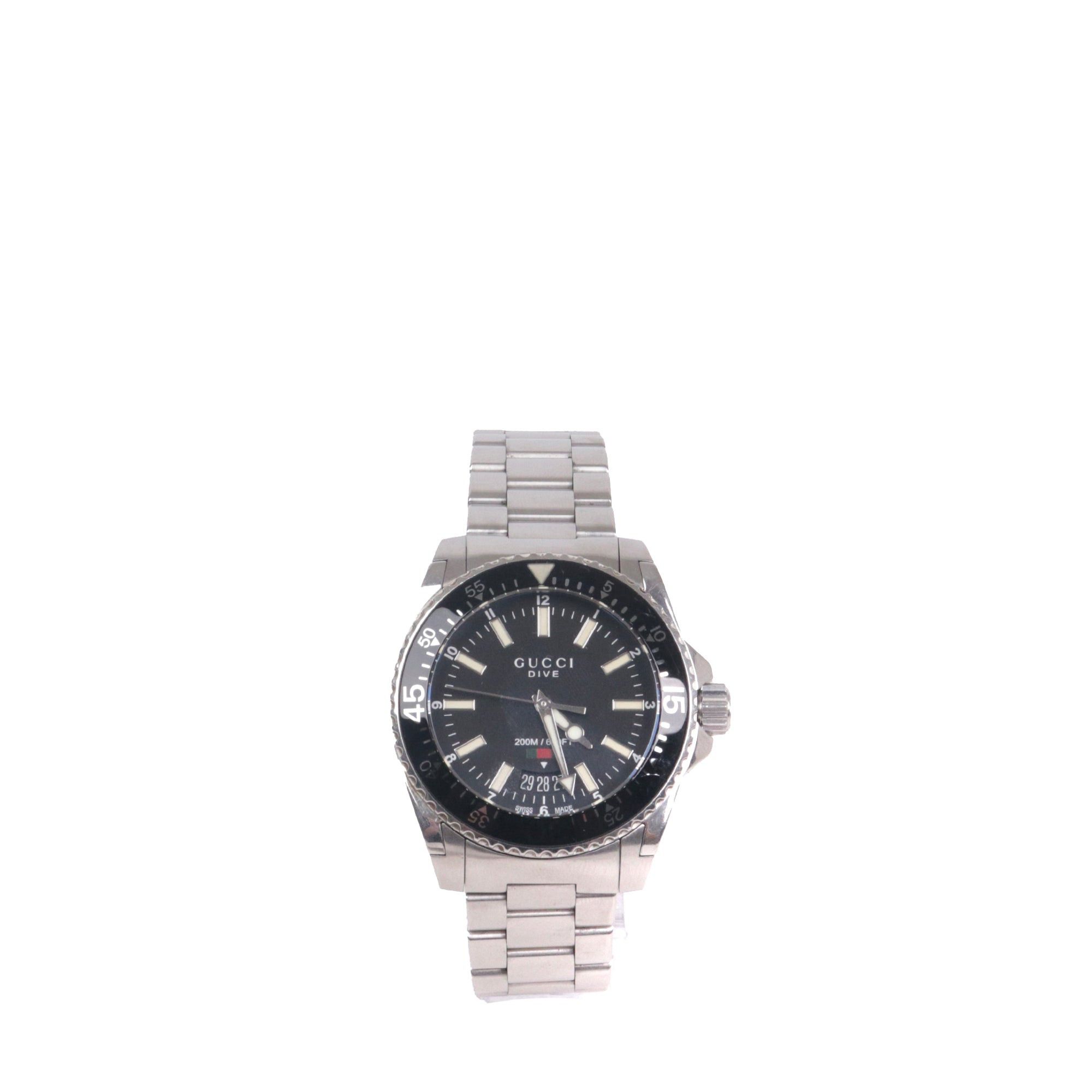 GUCCI - Gucci Dive 40mm steel watch