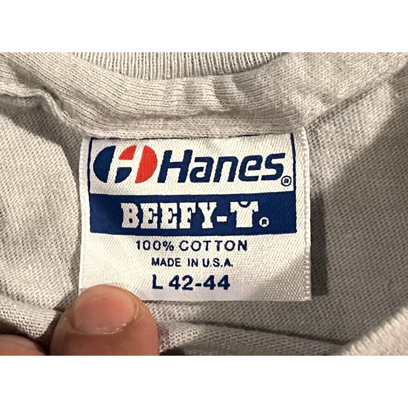 Hanes VINTAGE MGM UA United Artists Shirt Men’s L Grey 80s Graphic Print Crew Neck Short Sleeve Hanes Beefy M Fits Like XL Mens Shirt Size US M / EU 48-50 / 2 - 6 Thumbnail