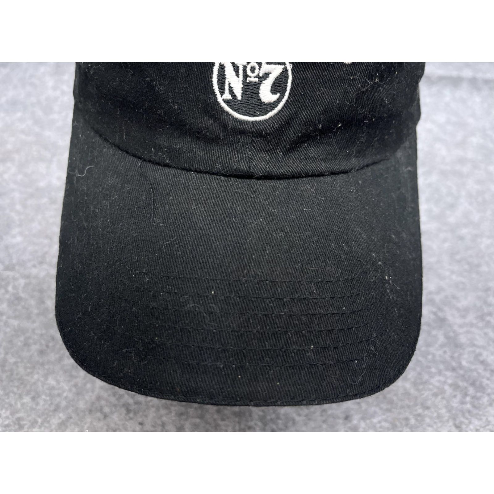 Logo 7 VINTAGE? Jack Daniel's Hat Cap Strap Back Mens One Size Black Old No 7 Whiskey Logo Size ONE SIZE - 4 Thumbnail