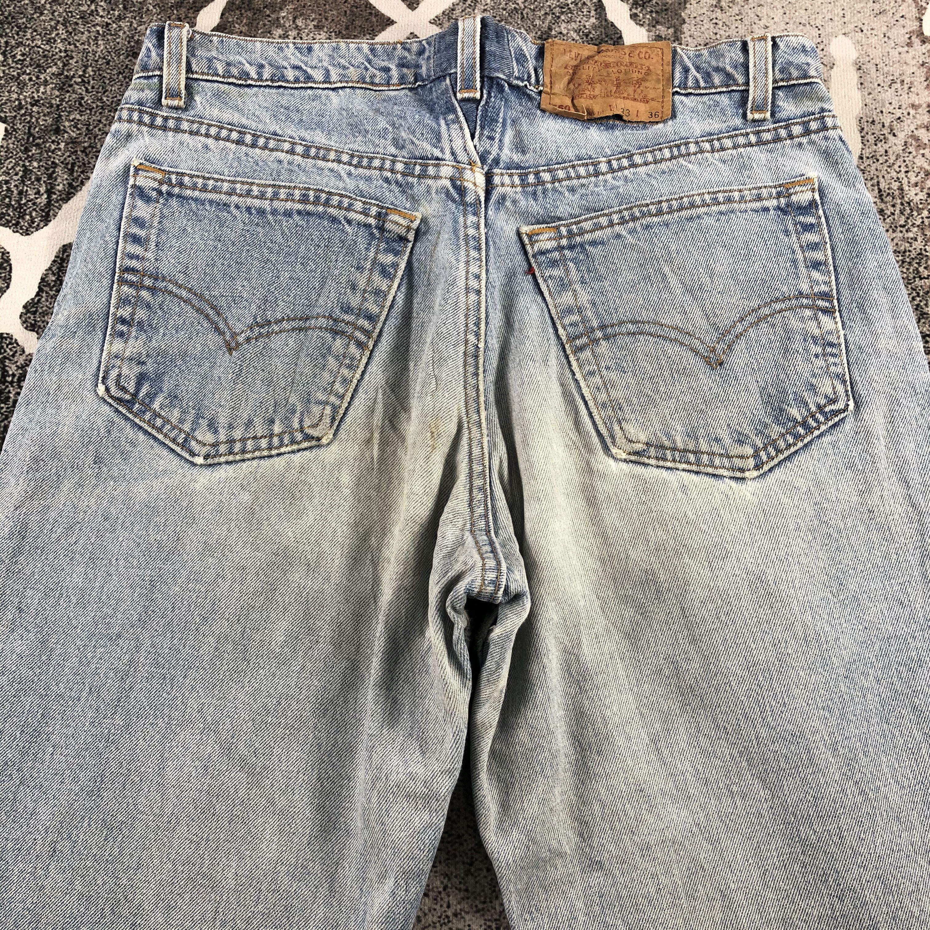 Levi's Vintage 90s Levis 550 Jeans Medium Wash Denim KJ932 Size US 33 - 4 Thumbnail