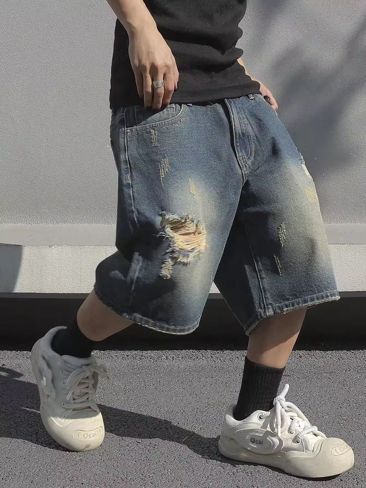 Jean Ripped Baggy Stretchy Denim Shorts Size US 32 / EU 48 - 1 Thumbnail