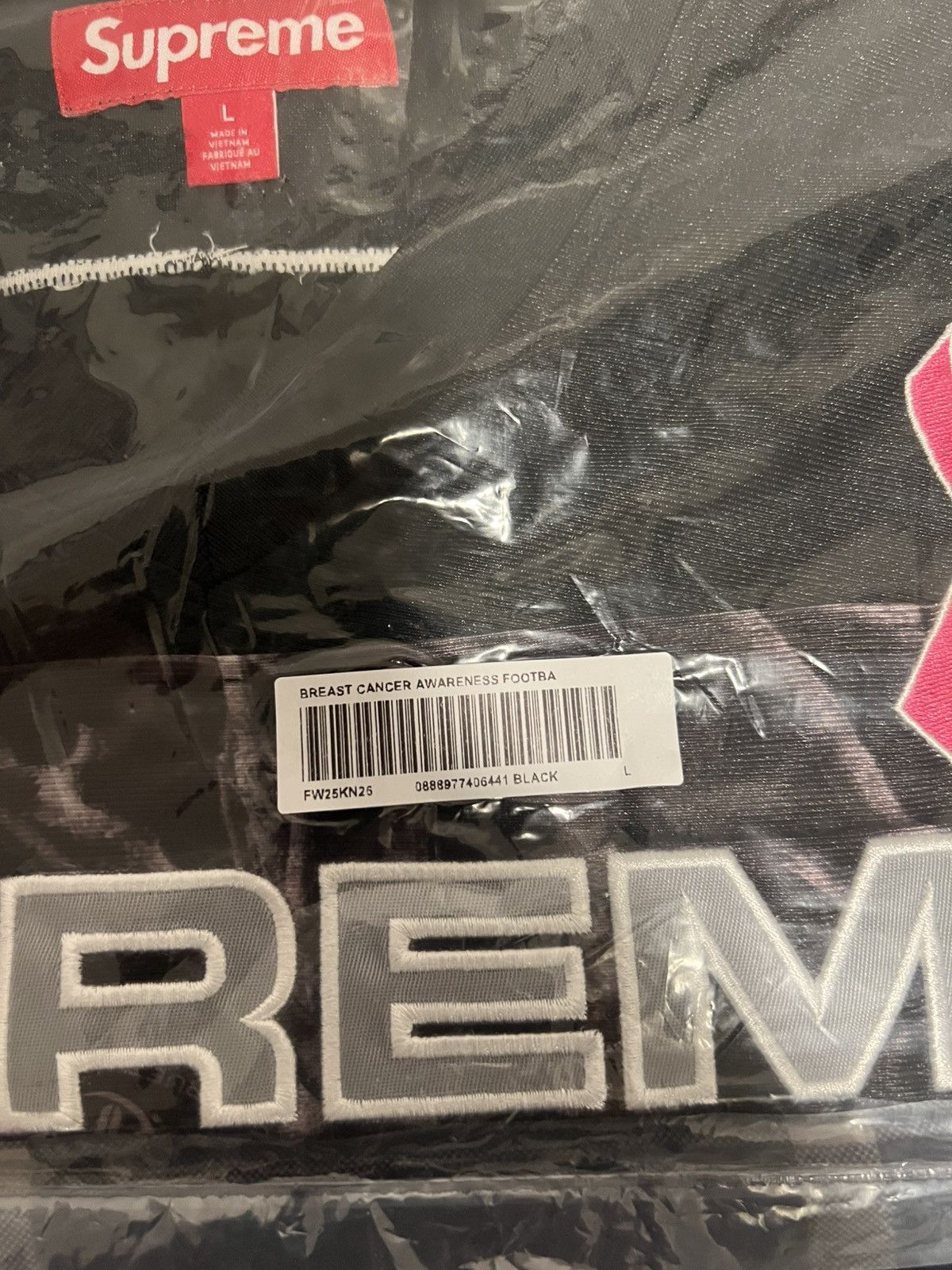 Supreme Supreme Breast Cancer Awareness Football Jersey Black Large Size US L / EU 52-54 / 3 - 3 Thumbnail