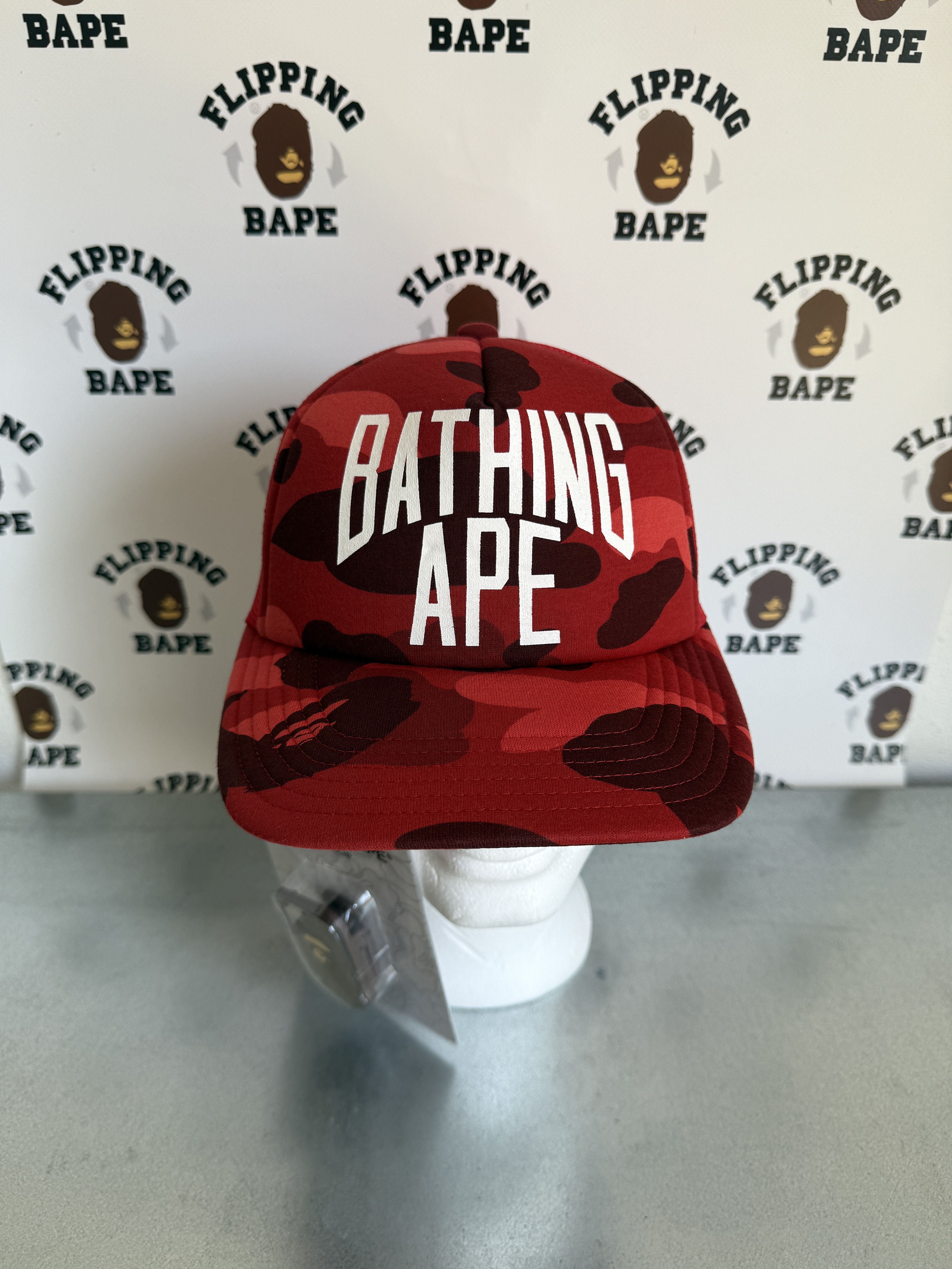 Bape BAPE COLOR CAMO NYC LOGO MESH CAP Size ONE SIZE - 1 Thumbnail