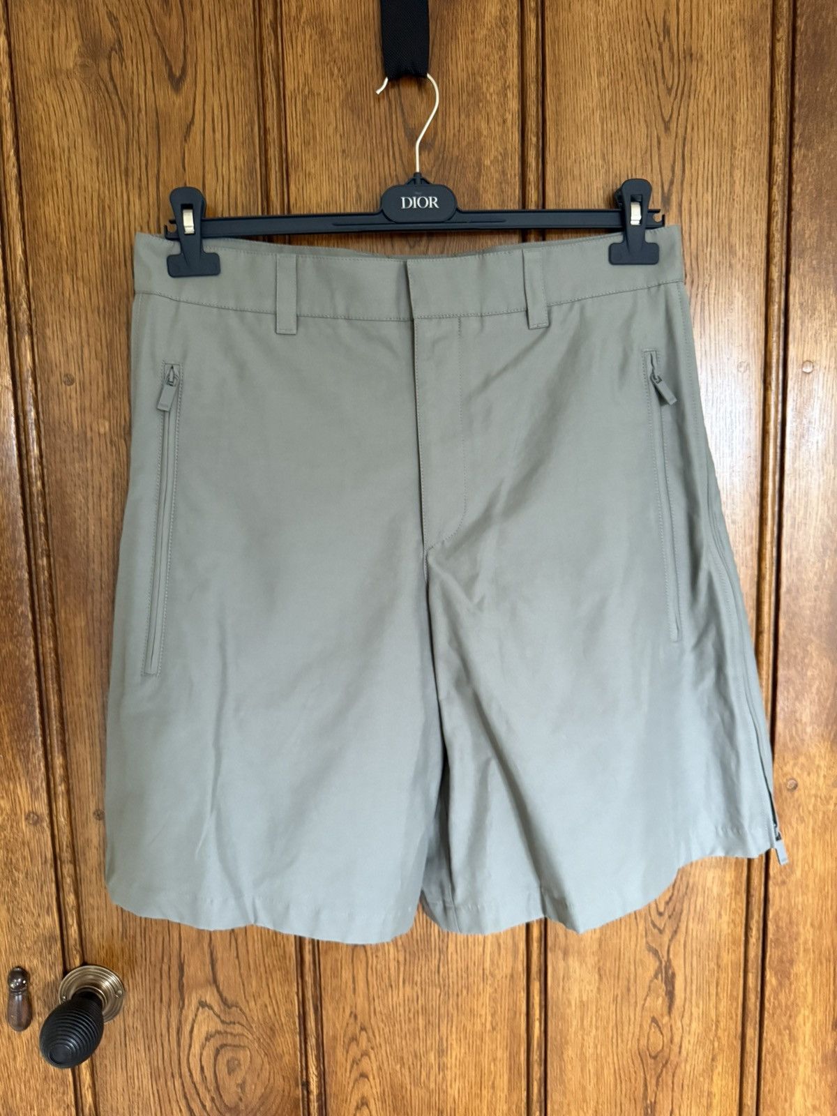 Dior SS24 $1.6k🤑 Dior zip gusseted baggy wide shorts Kim Jones 48 Size US 32 / EU 48 - 1 Thumbnail