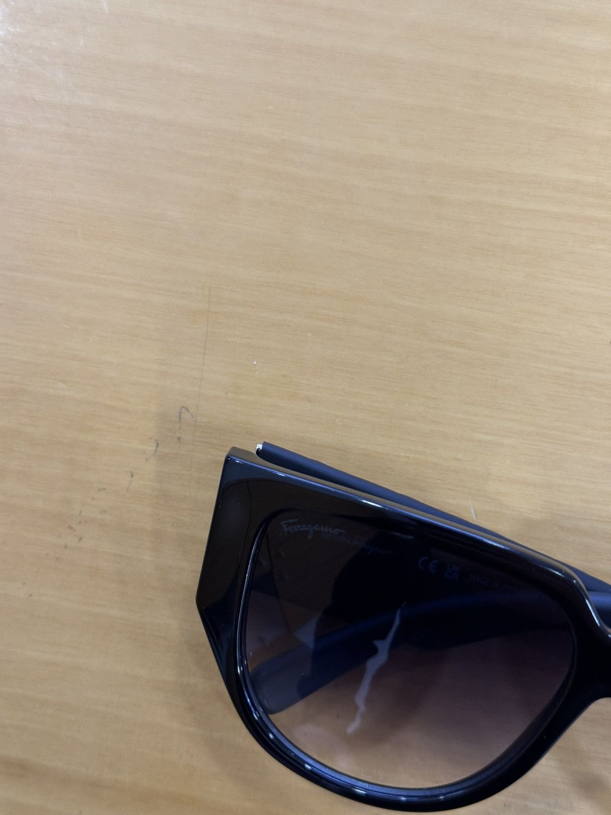 Salvatore Ferragamo Ferragamo Sunglasses SF1088SE 001 Size ONE SIZE - 7 Thumbnail