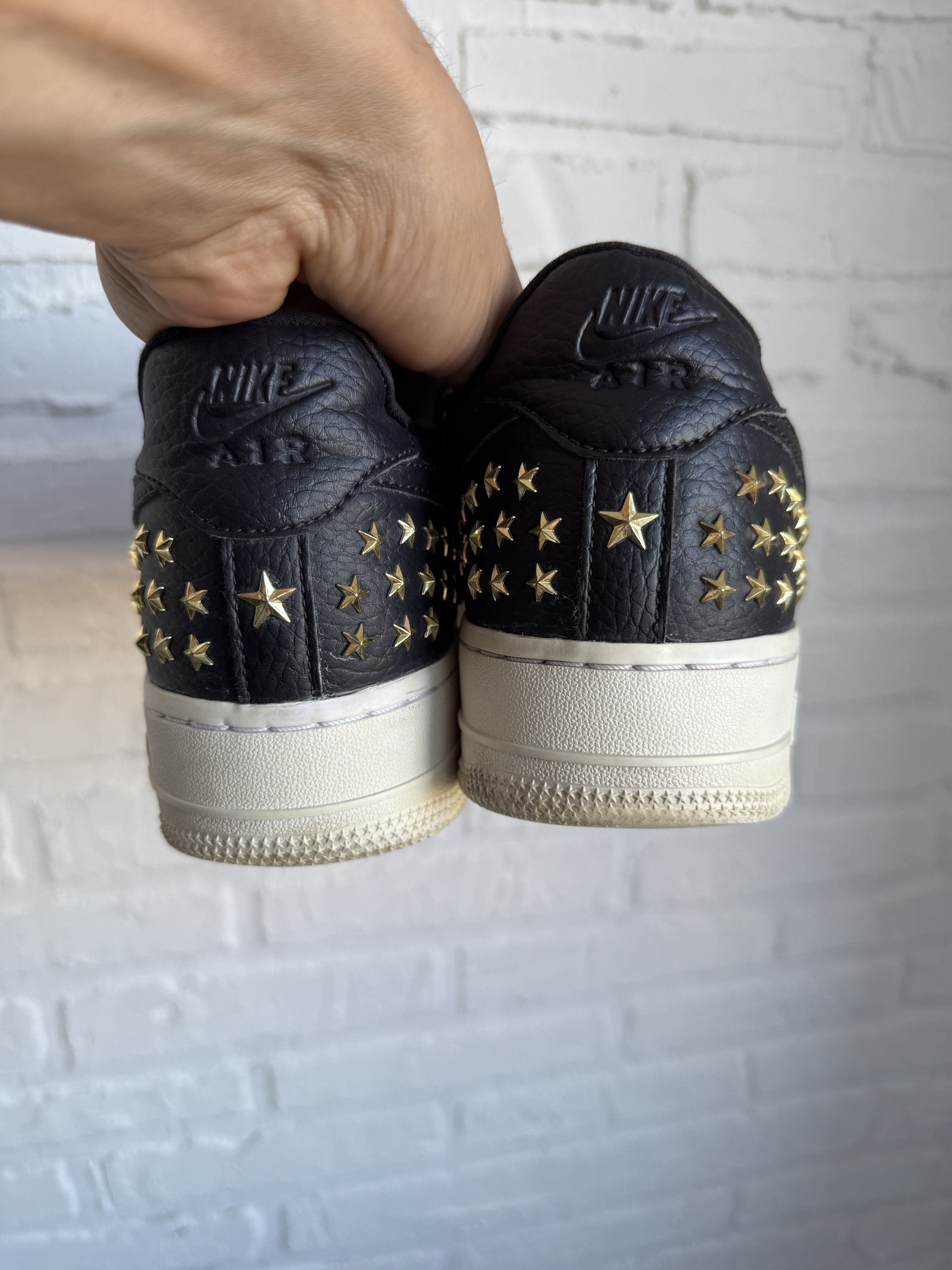 Nike NIKE Air Force 1 Low Star Studded Black sneakers Size US 8.5 / EU 41-42 - 17 Thumbnail