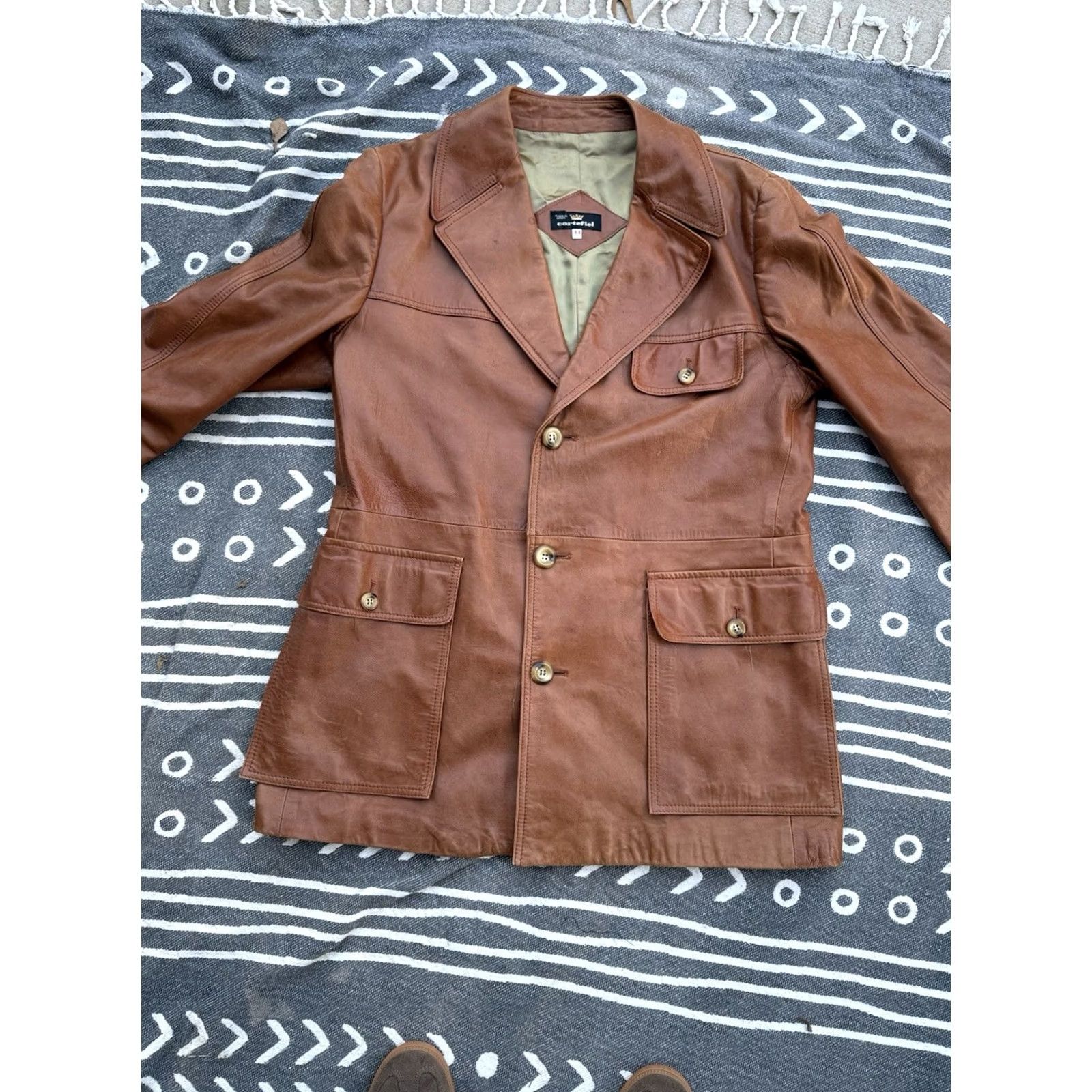 Vintage VINTAGE Cortefiel Men's Leather Safari Jacket 70s Made In Spain 44 Brown Leather Trench Coat Mens Jacket Size US S / EU 44-46 / 1 - 6 Thumbnail