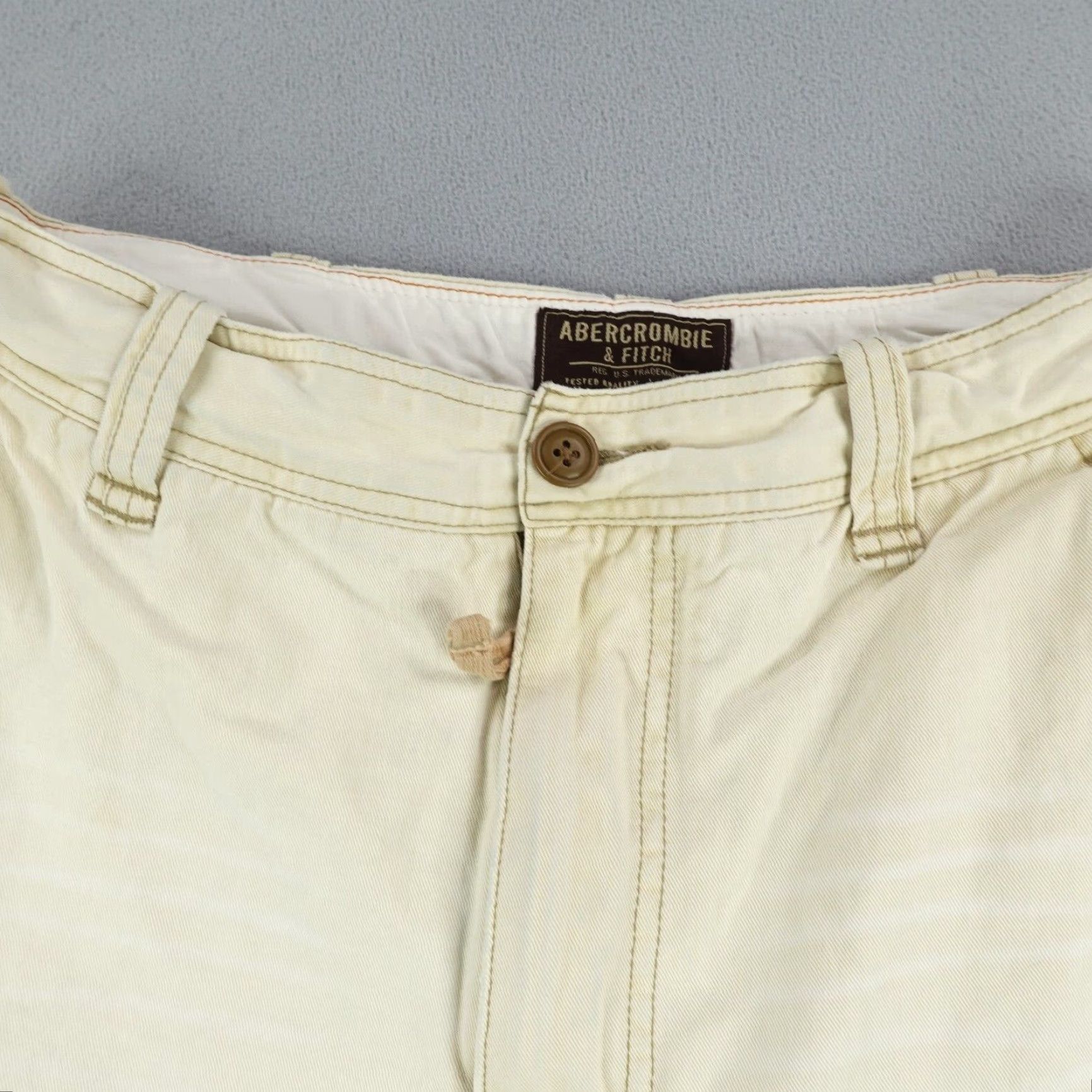 Abercrombie & Fitch VINTAGE Abercrombie & Fitch Cargo Shorts Men 32 Beige Cotton Canvas 90s Casual Size US 32 / EU 48 - 2 Thumbnail
