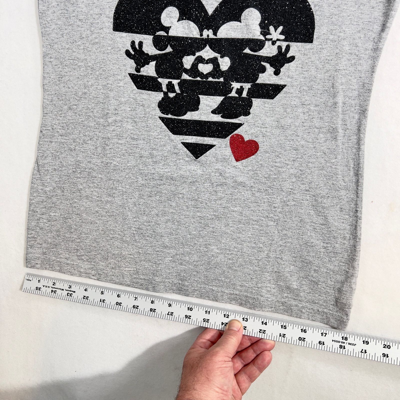 Disney Disney Store ORGANIC Cotton TShirt S Black/Red Heart Sparkle Size S / US 4 / IT 40 - 6 Thumbnail