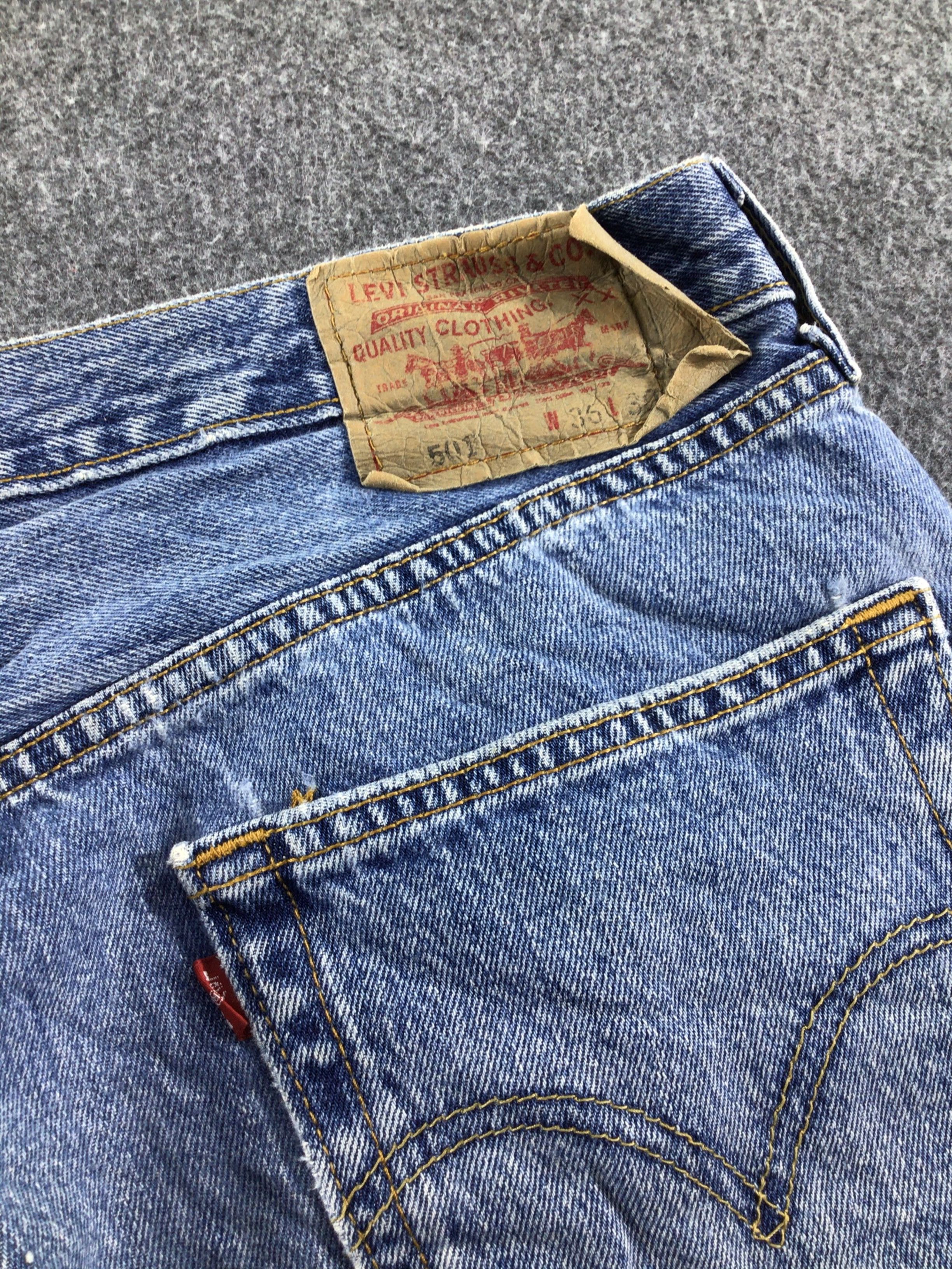 Levi's Vintage Levis 501 Jeans Faded Blue Stone Wash Denim -J526 Size US 36 / EU 52 - 5 Thumbnail