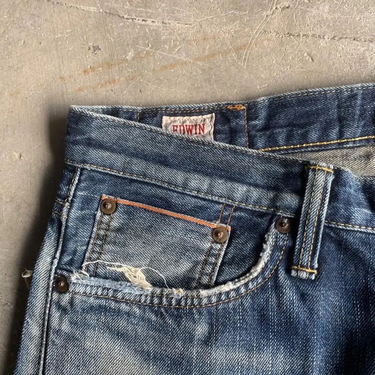 Self Edge × Sugar Cane 💥DISTRESSED! Edwin 505 Red Line Jeans Sun Faded Blue Pants Size US 32 / EU 48 - 7 Thumbnail