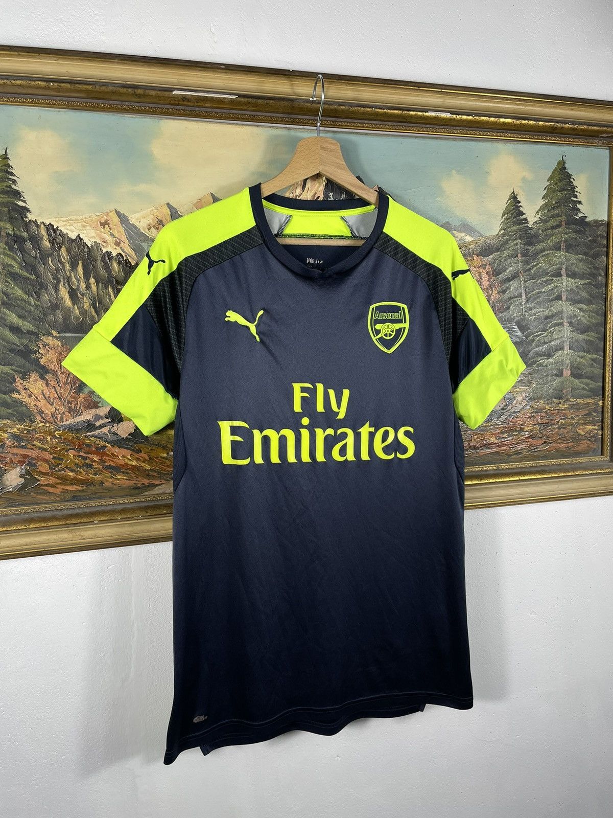Puma Arsenal Jersey Soccer T shirt 2016/2017 Football Sportswear Size US M / EU 48-50 / 2 - 3 Thumbnail