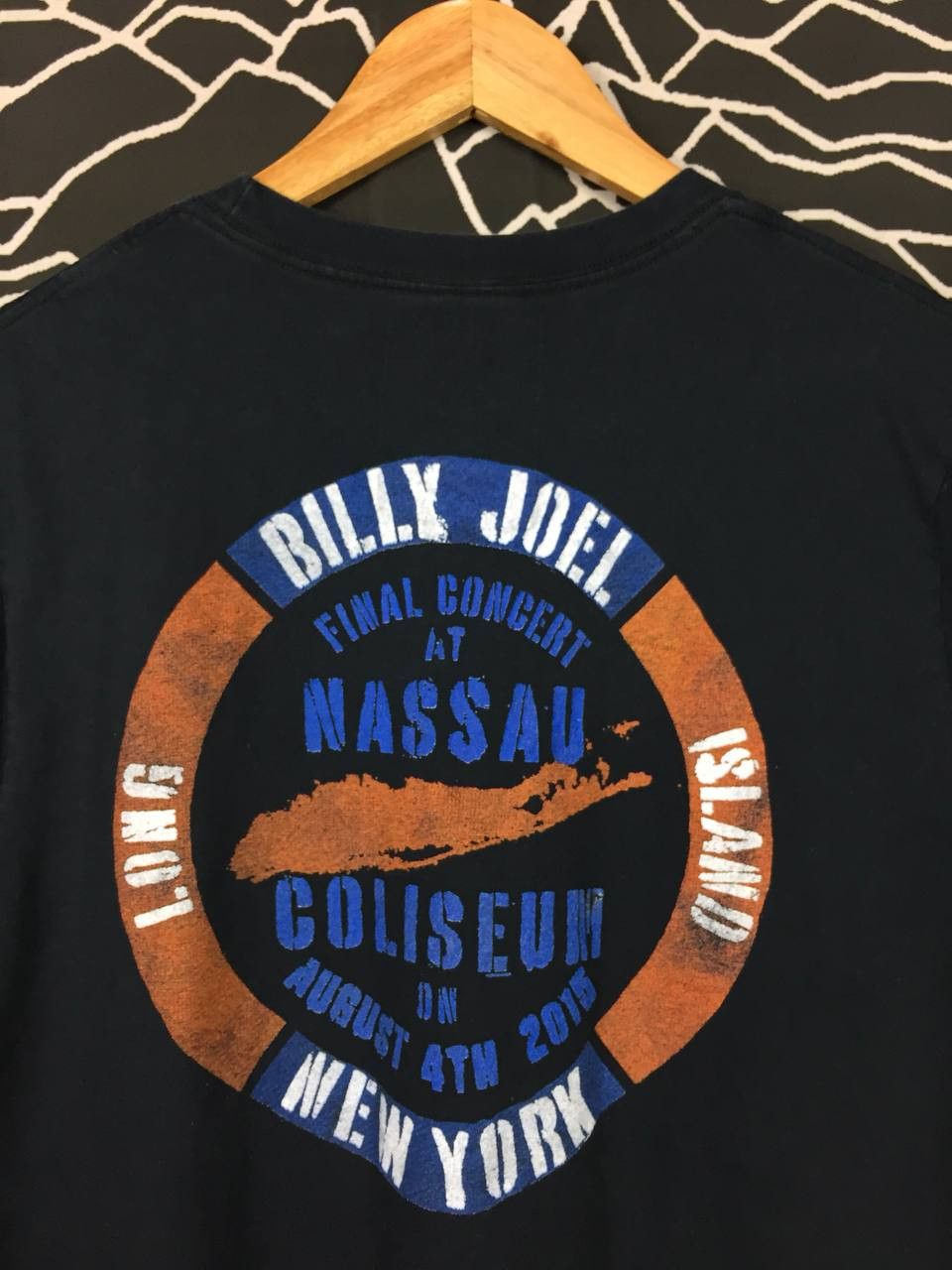 Band Tees Billy Joel Nassau Coliseum Final Concert Long Island NY Tee Size US L / EU 52-54 / 3 - 7 Thumbnail