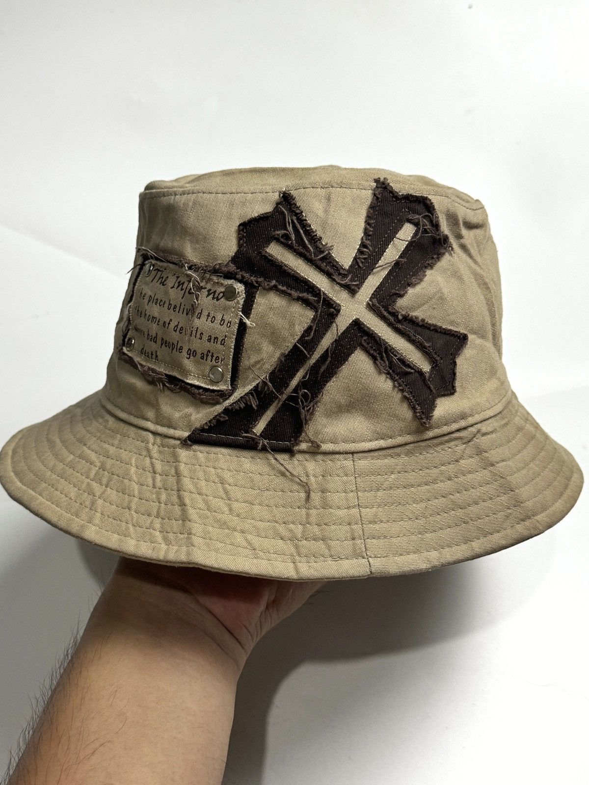 Hysteric Glamour Japanese Crosses Poem Bucket Hats ifsix lgb style Size ONE SIZE - 2 Thumbnail