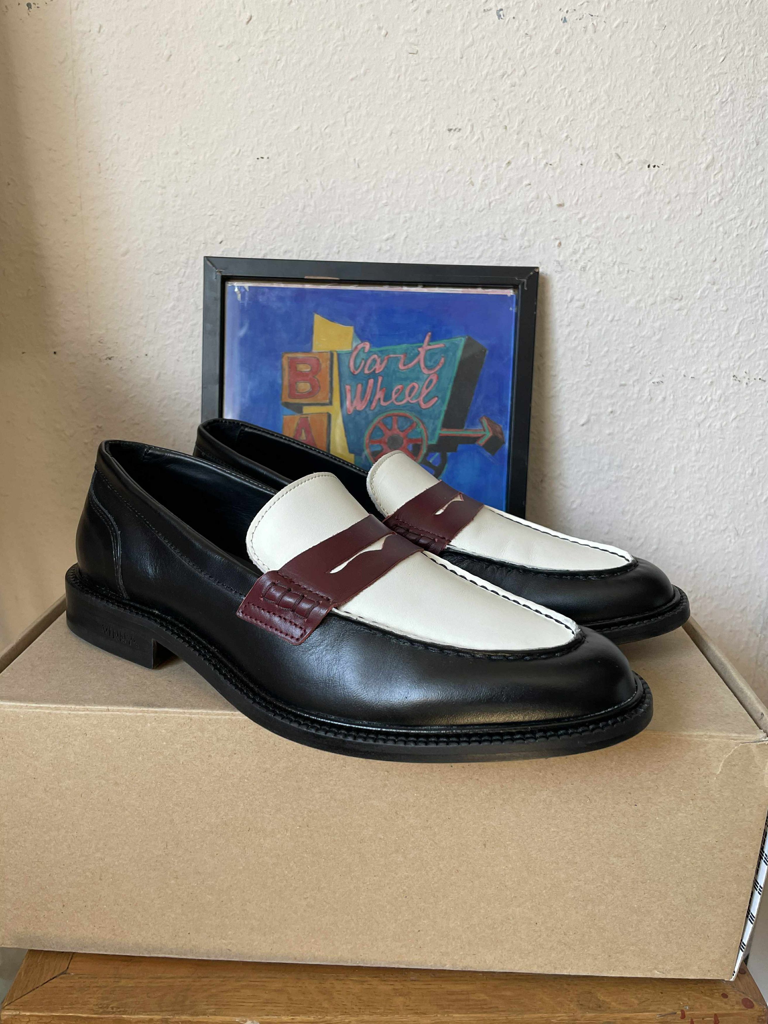 VINNY's Vinnys Loafers Luxe Black Mens Shoes Leather Size EU 42 US9 Size US 9 / EU 42 - 8 Thumbnail