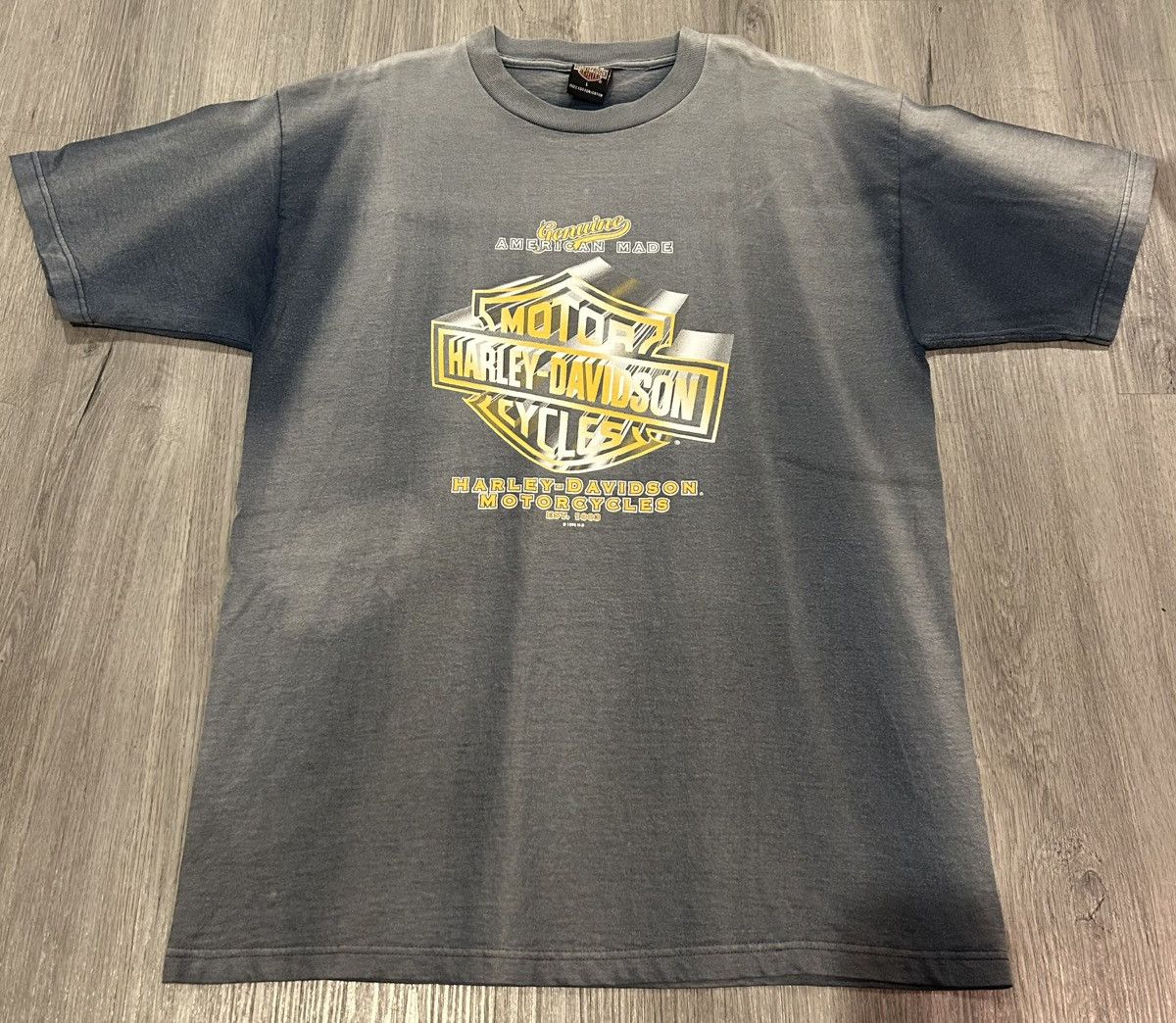 Harley Davidson Faded Vintage 1996 Harley-Davidson Big 3D Logo T-shirt Size US L / EU 52-54 / 3 - 3 Thumbnail